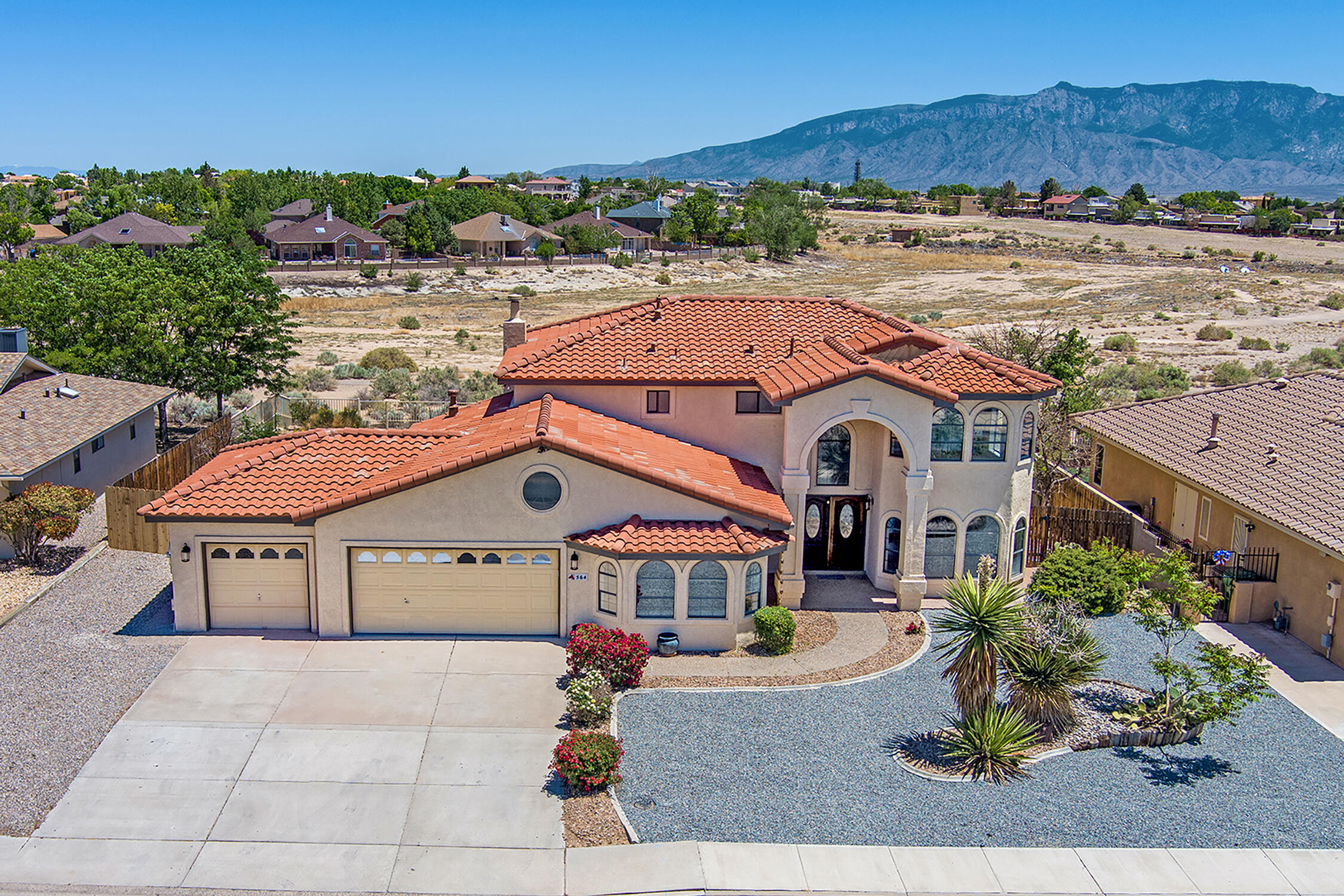 564 Nicklaus Drive, Rio Rancho, New Mexico image 1