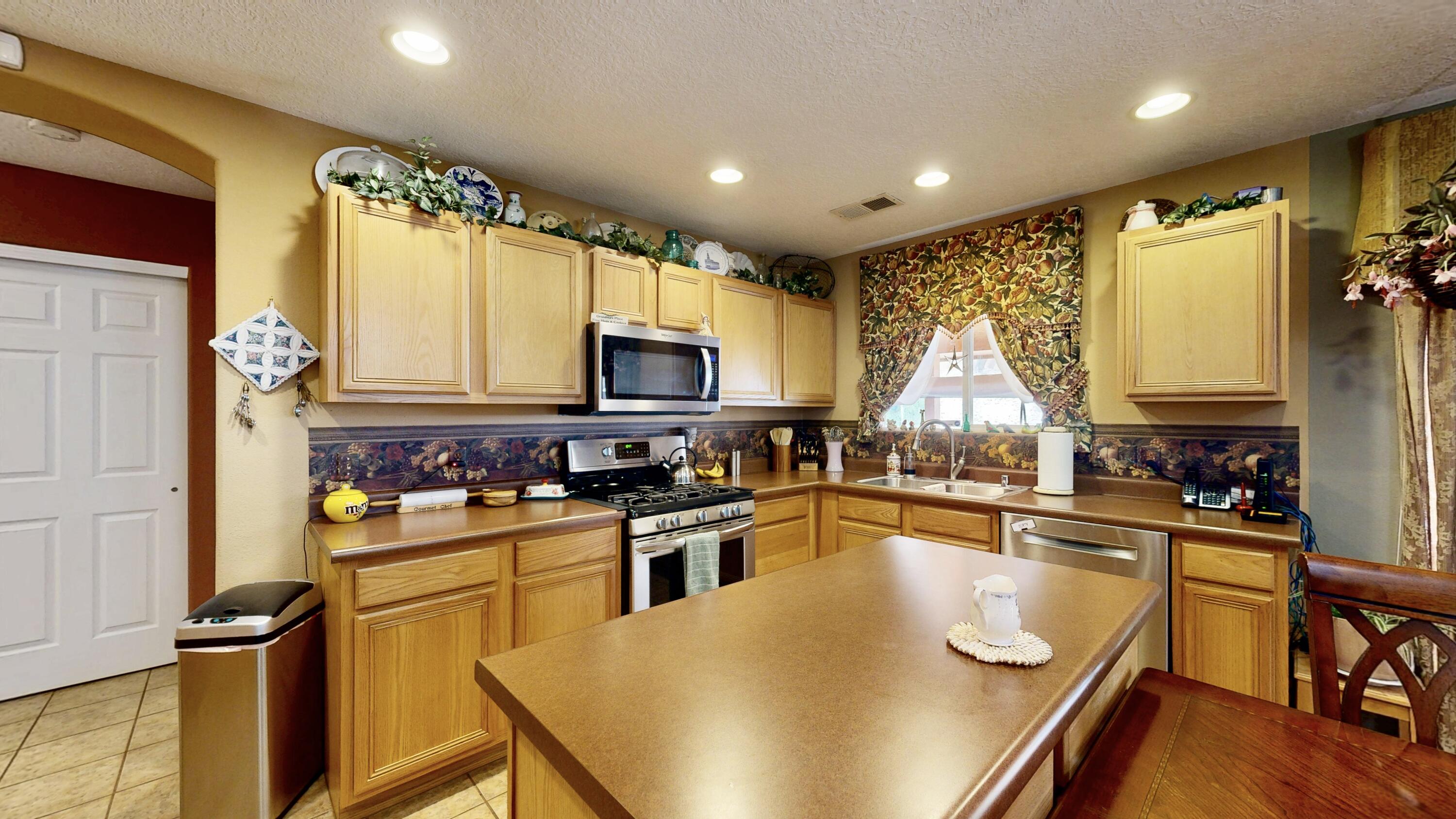 1080 Capitan Street, Los Lunas, New Mexico image 40