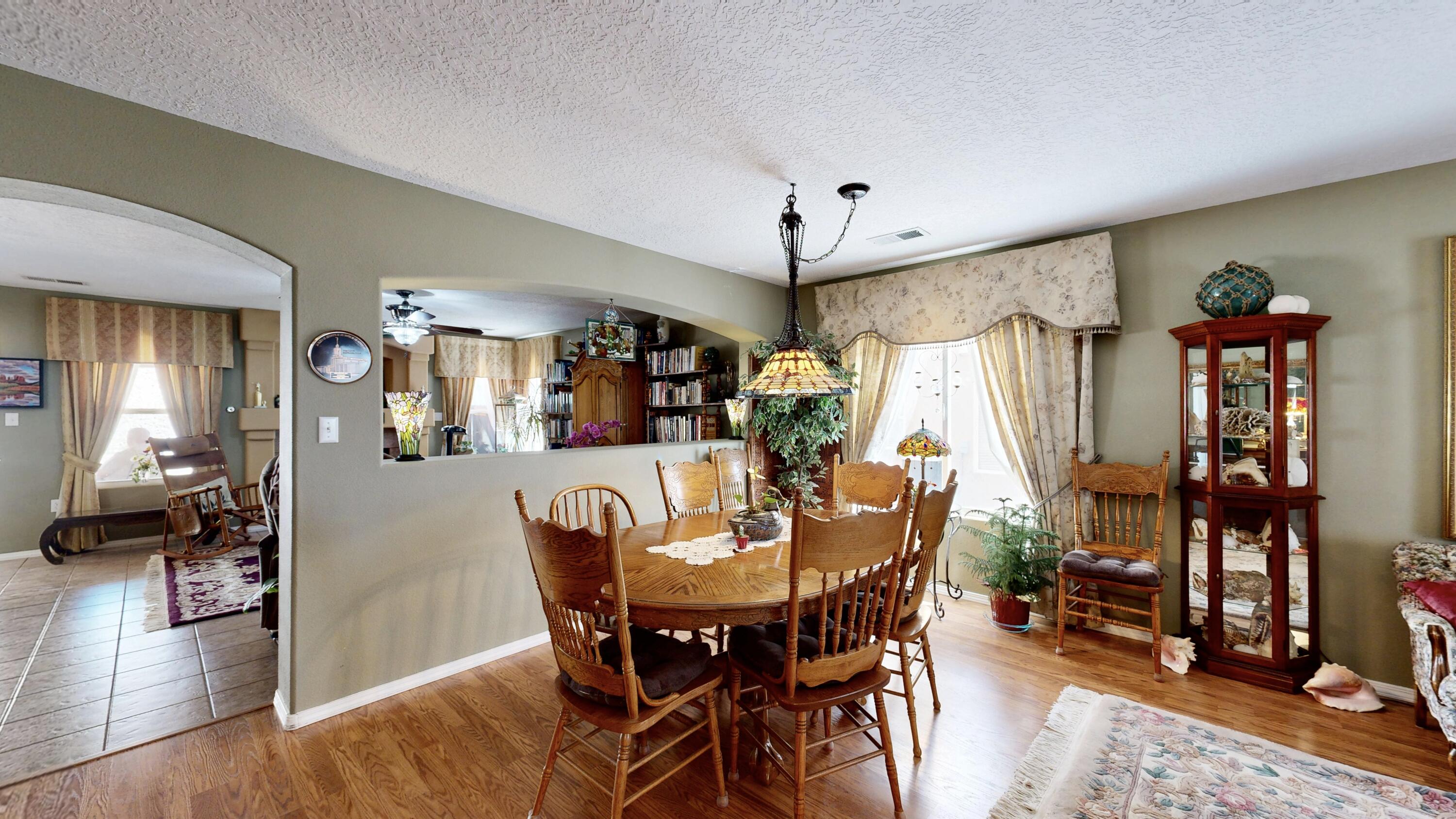 1080 Capitan Street, Los Lunas, New Mexico image 4