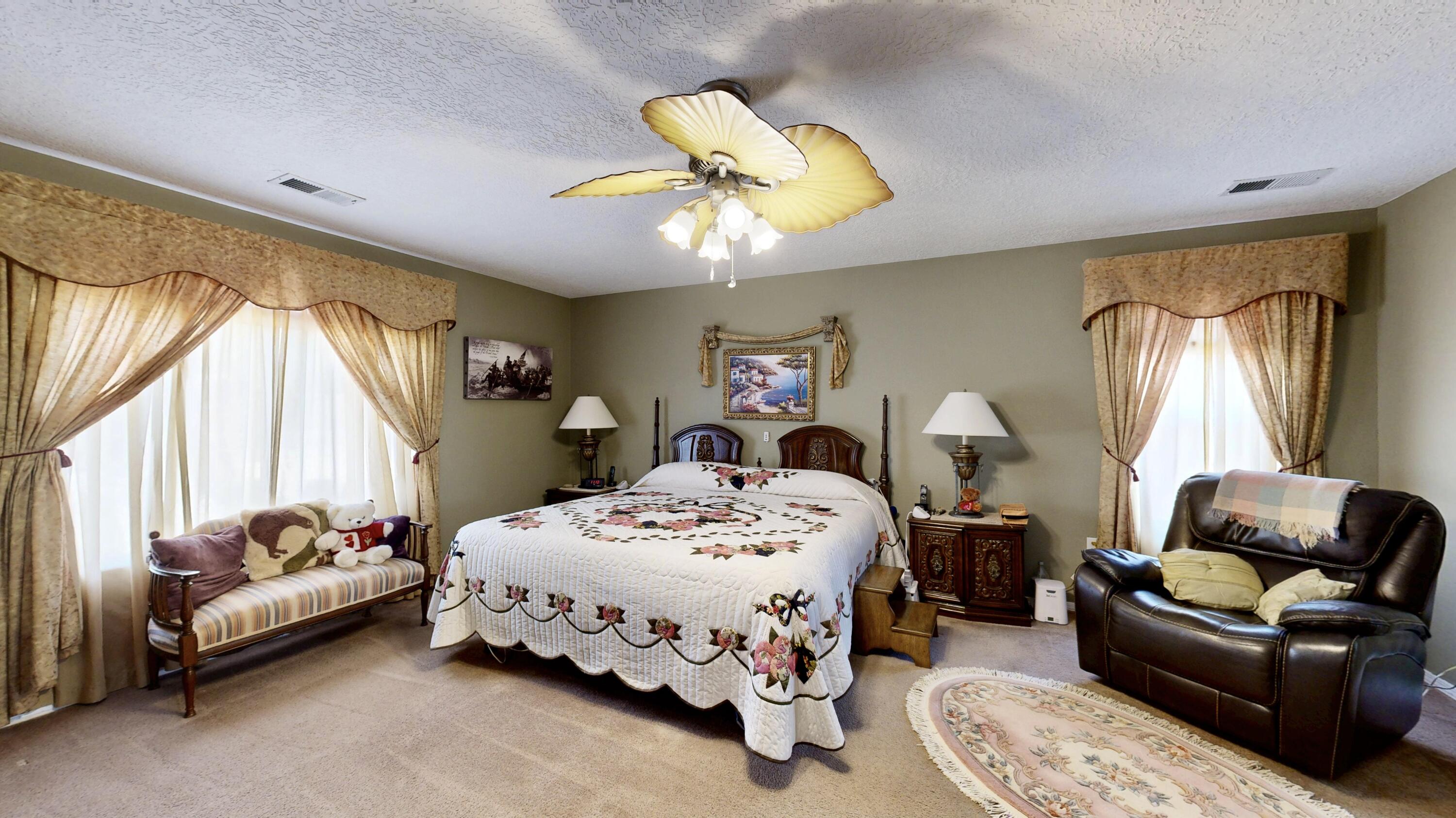 1080 Capitan Street, Los Lunas, New Mexico image 5