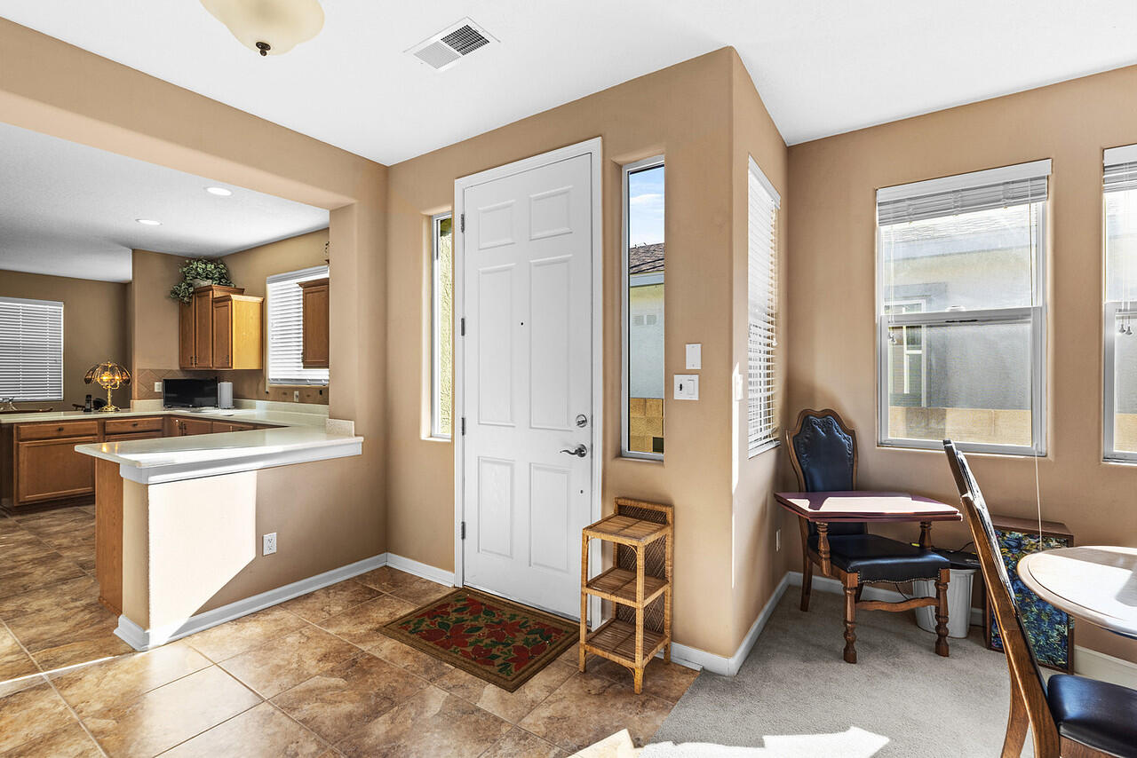 470 Zuni River Circle SW