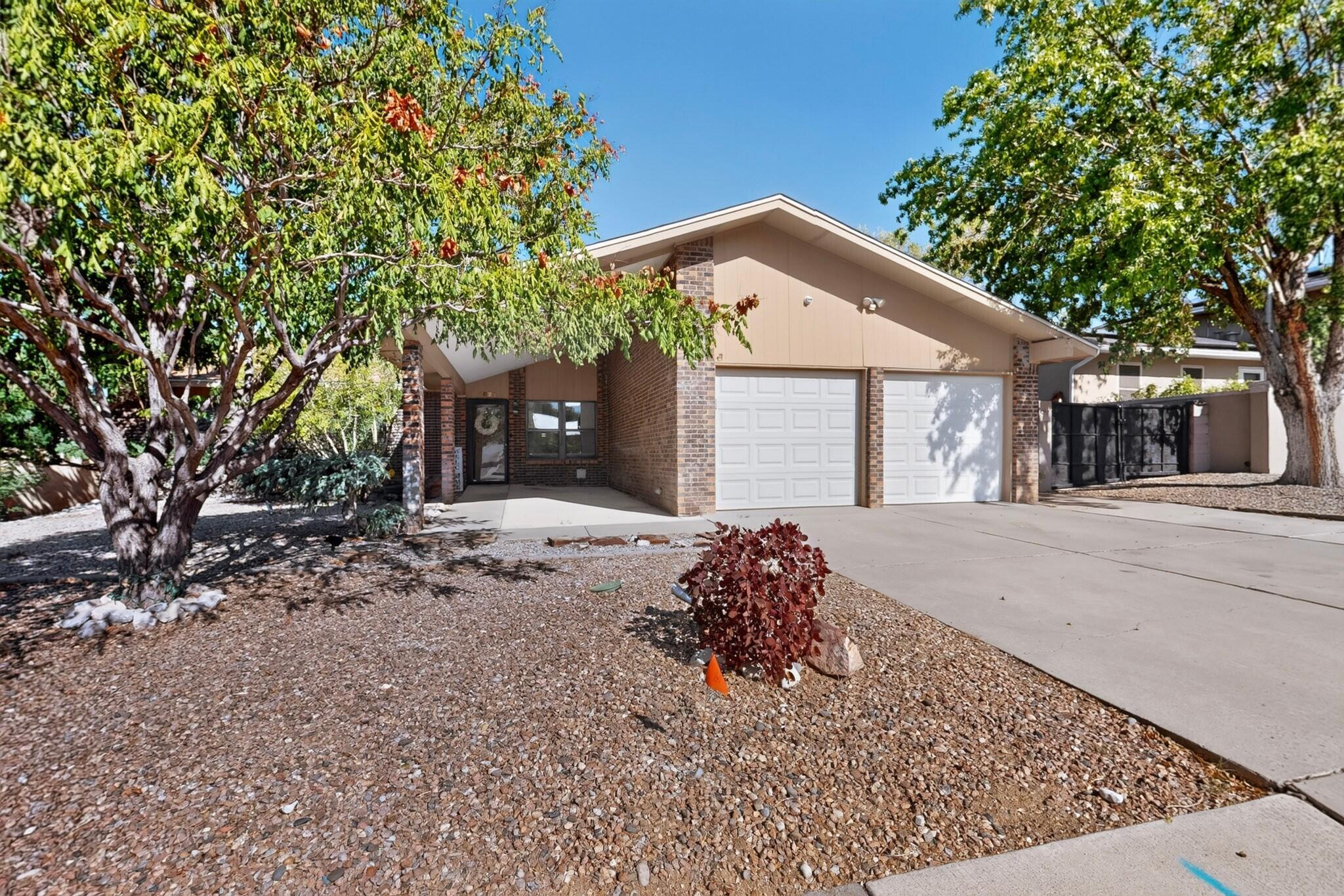 8621 Plymouth Rock Road NE