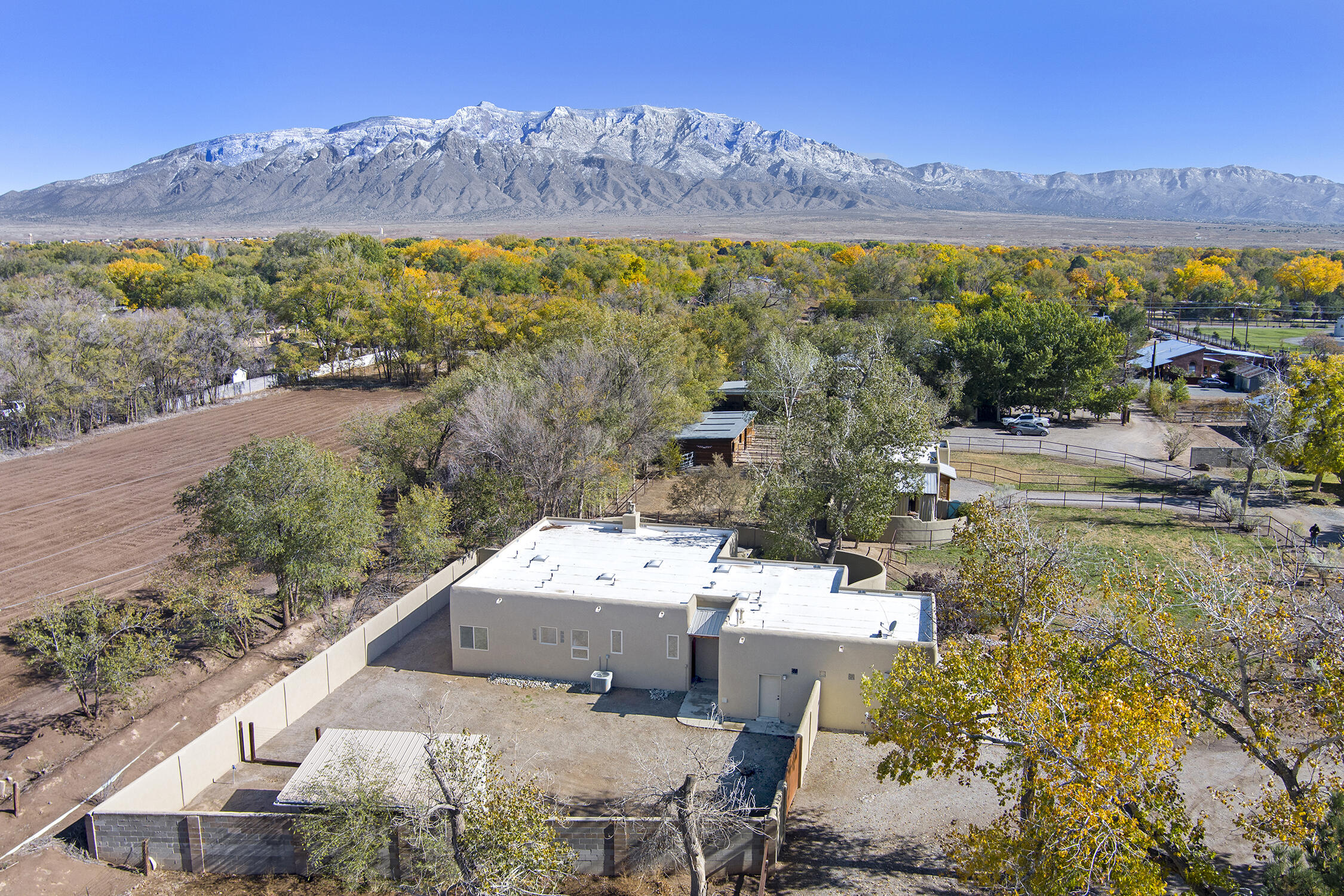 120 Espinosa Road, Corrales, New Mexico image 38