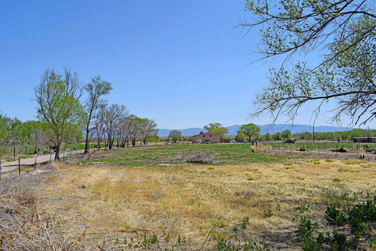 2733 Nm Hwy 47, Los Lunas, New Mexico image 1