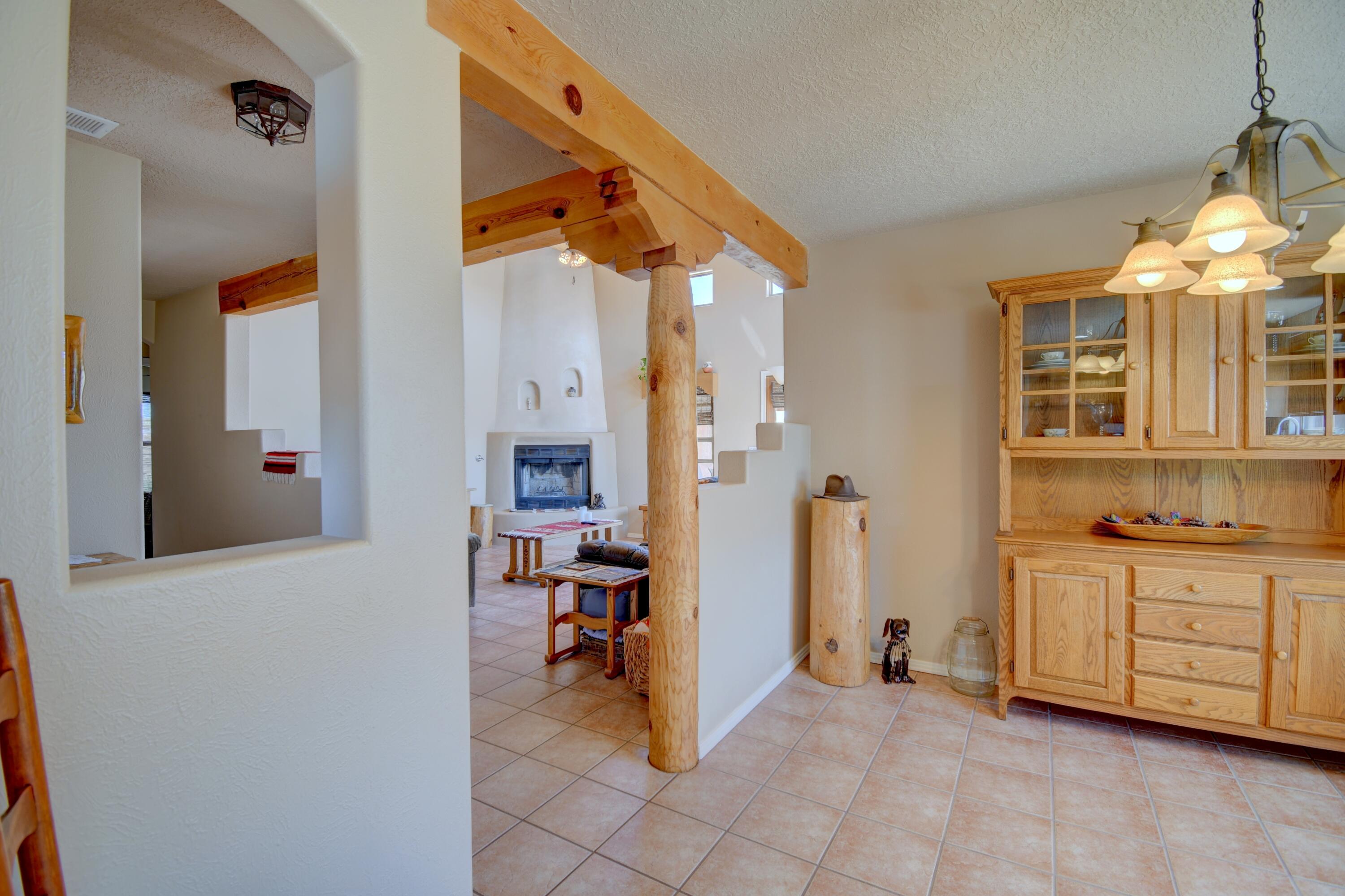 6037 Matamoros Road, Rio Rancho, New Mexico image 9