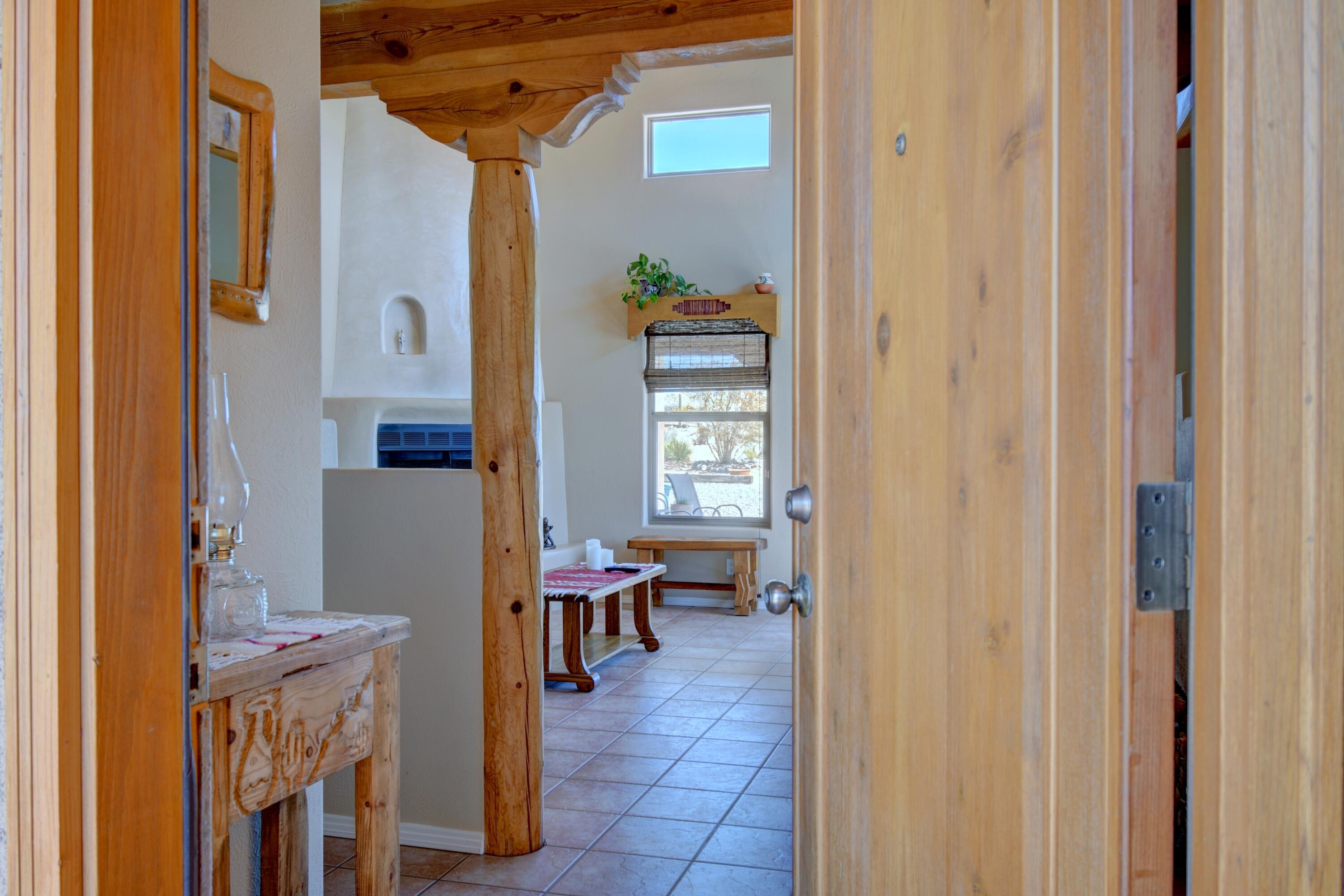 6037 Matamoros Road, Rio Rancho, New Mexico image 4