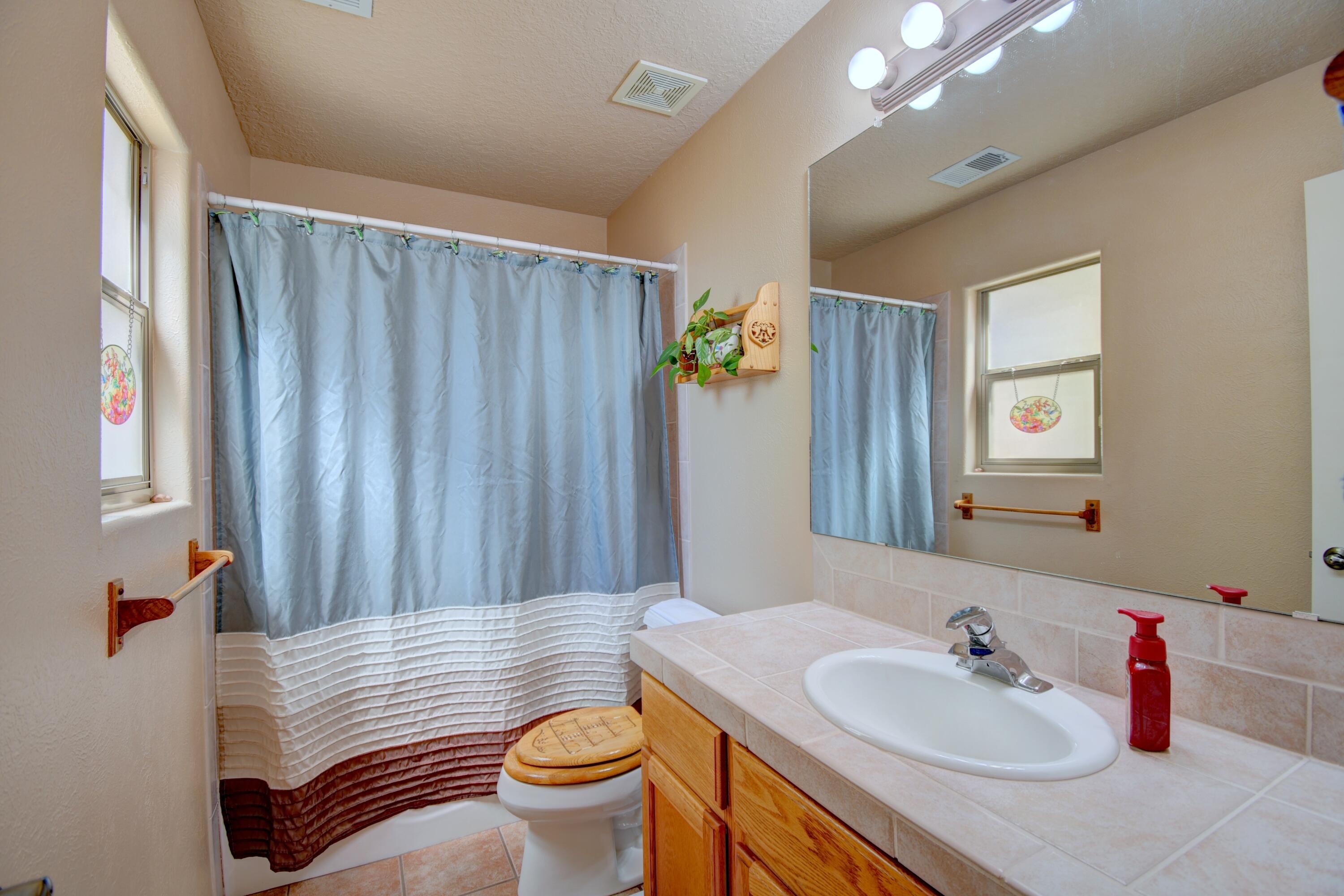 6037 Matamoros Road, Rio Rancho, New Mexico image 23