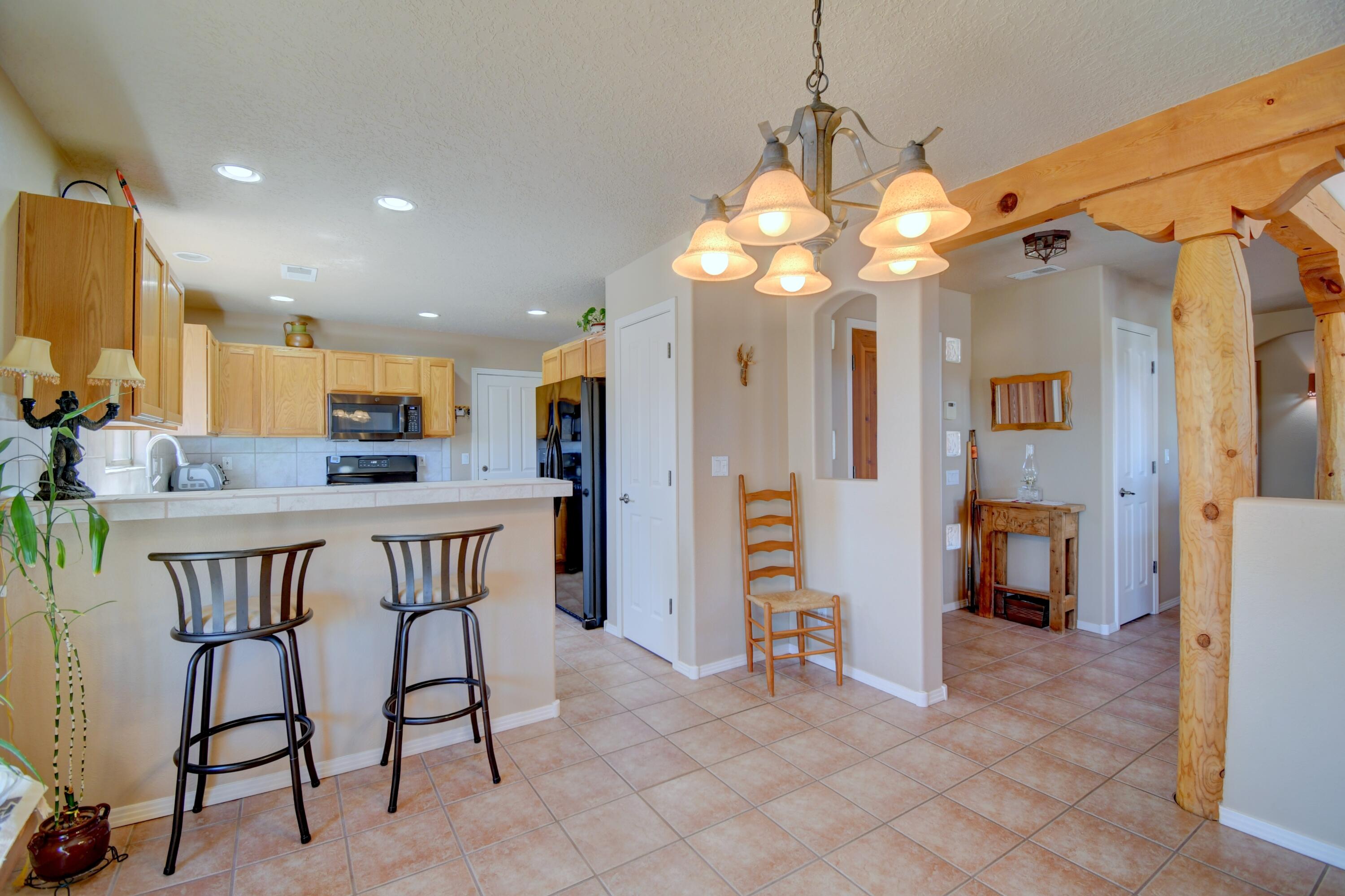 6037 Matamoros Road, Rio Rancho, New Mexico image 7