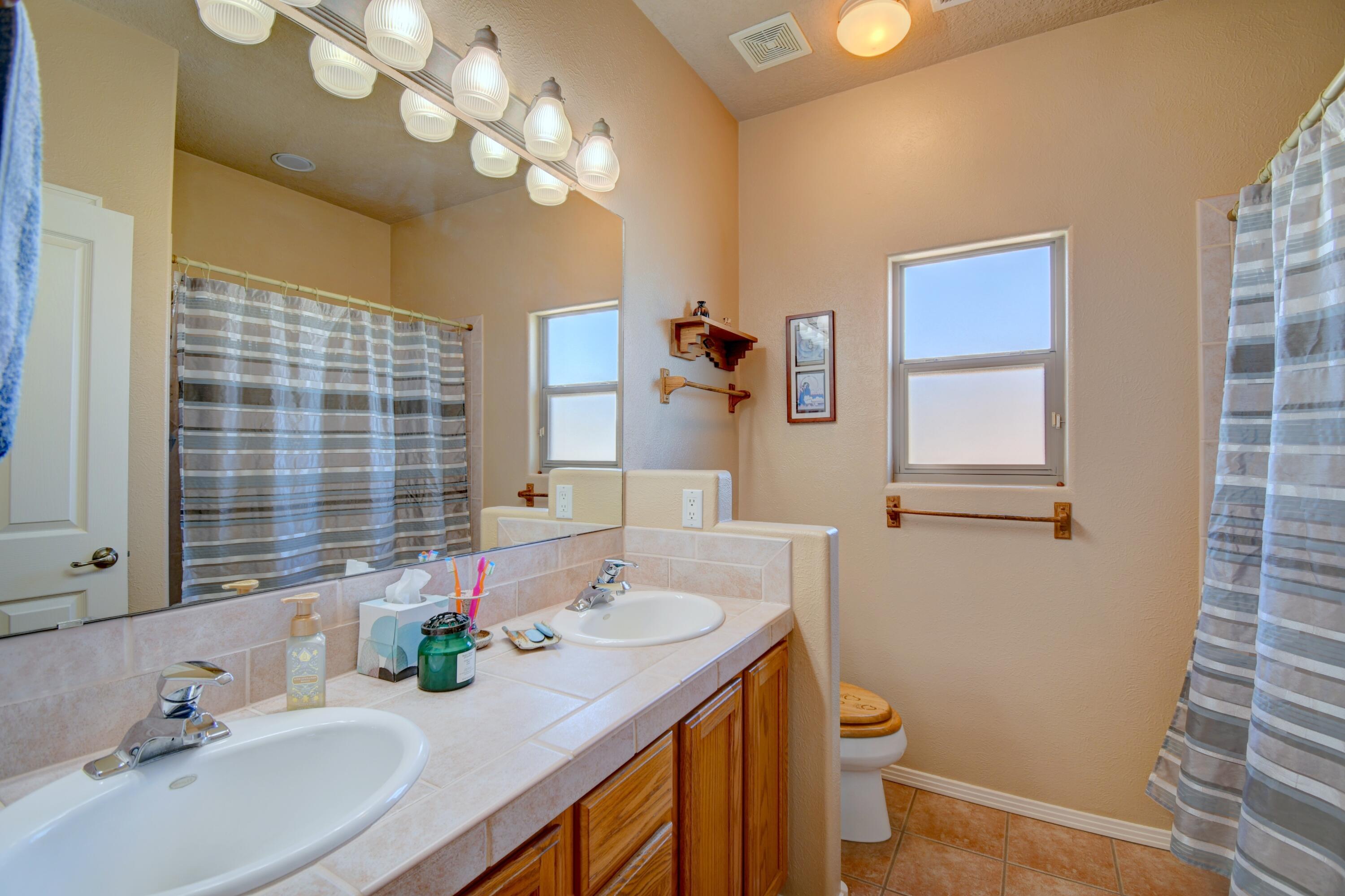 6037 Matamoros Road, Rio Rancho, New Mexico image 19