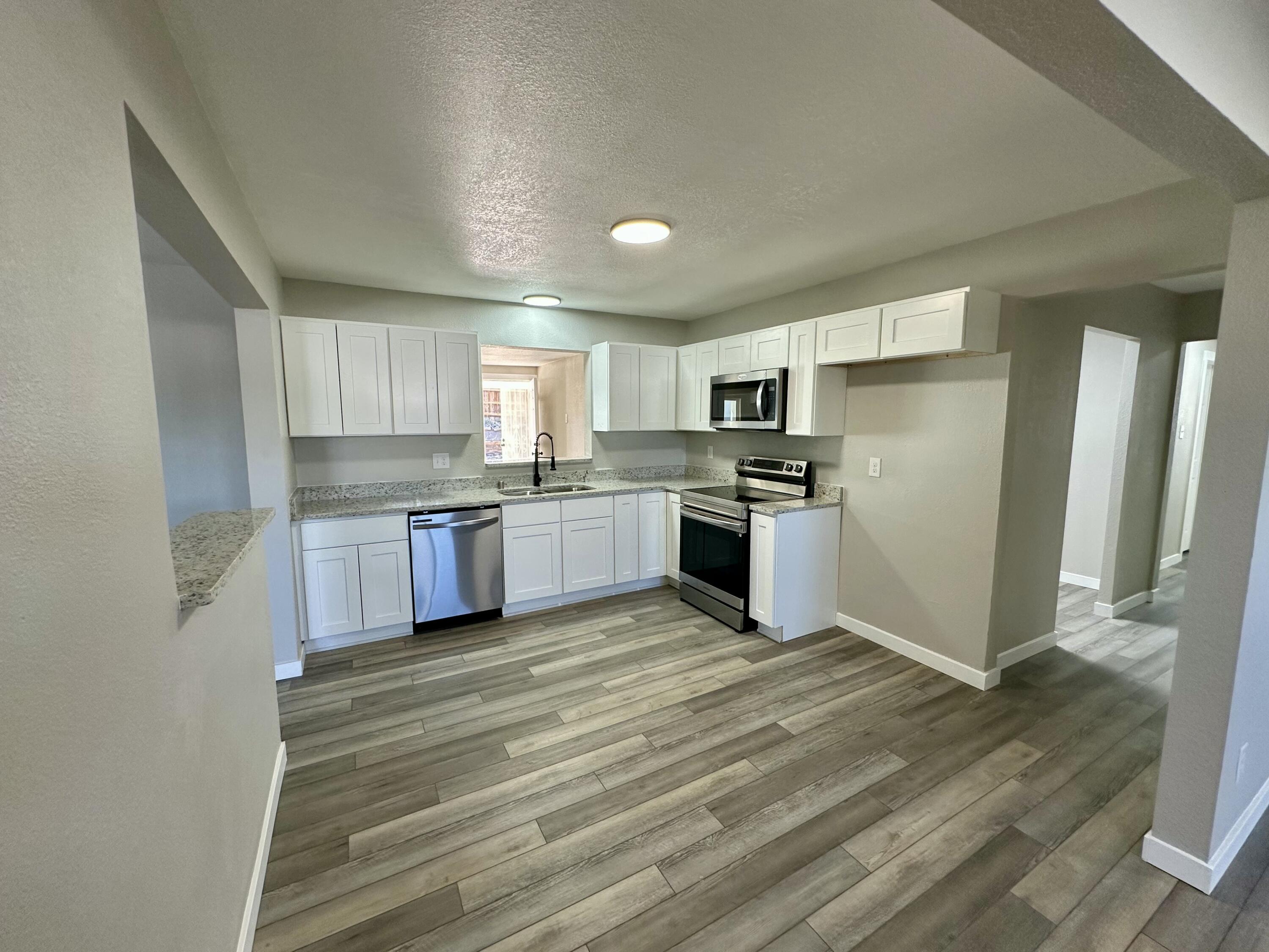 3012 Conchas Street, Albuquerque, New Mexico image 4