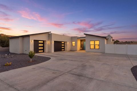 Photo of 2541 Chessman Drive NE, Rio Rancho, NM 87124 (MLS # 1103198)