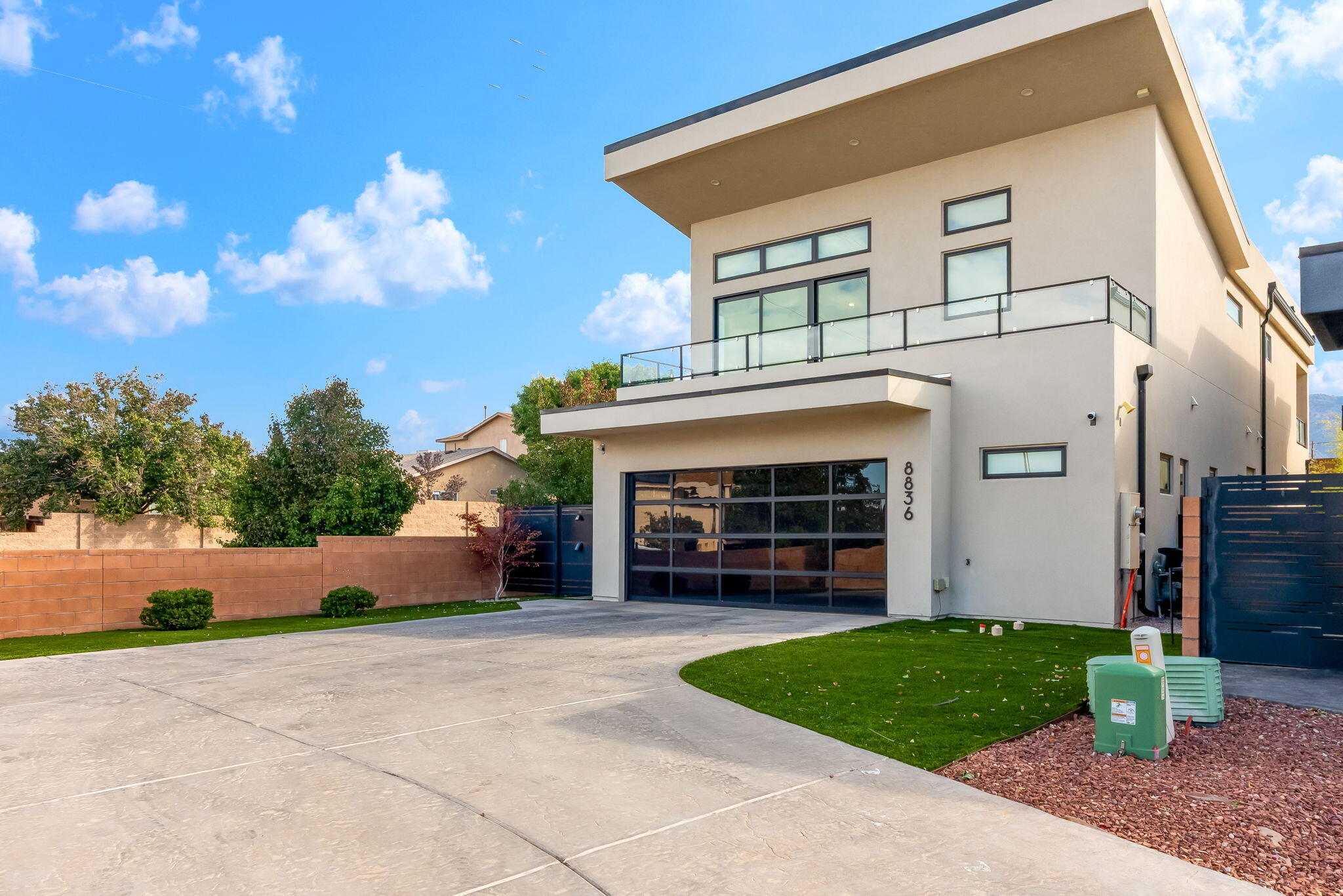 8836 Silver Oak Lane NE
