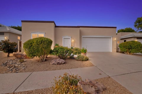 Photo of 636 Rio Azul Lane NW, Albuquerque, NM 87104 (MLS # 1111161)