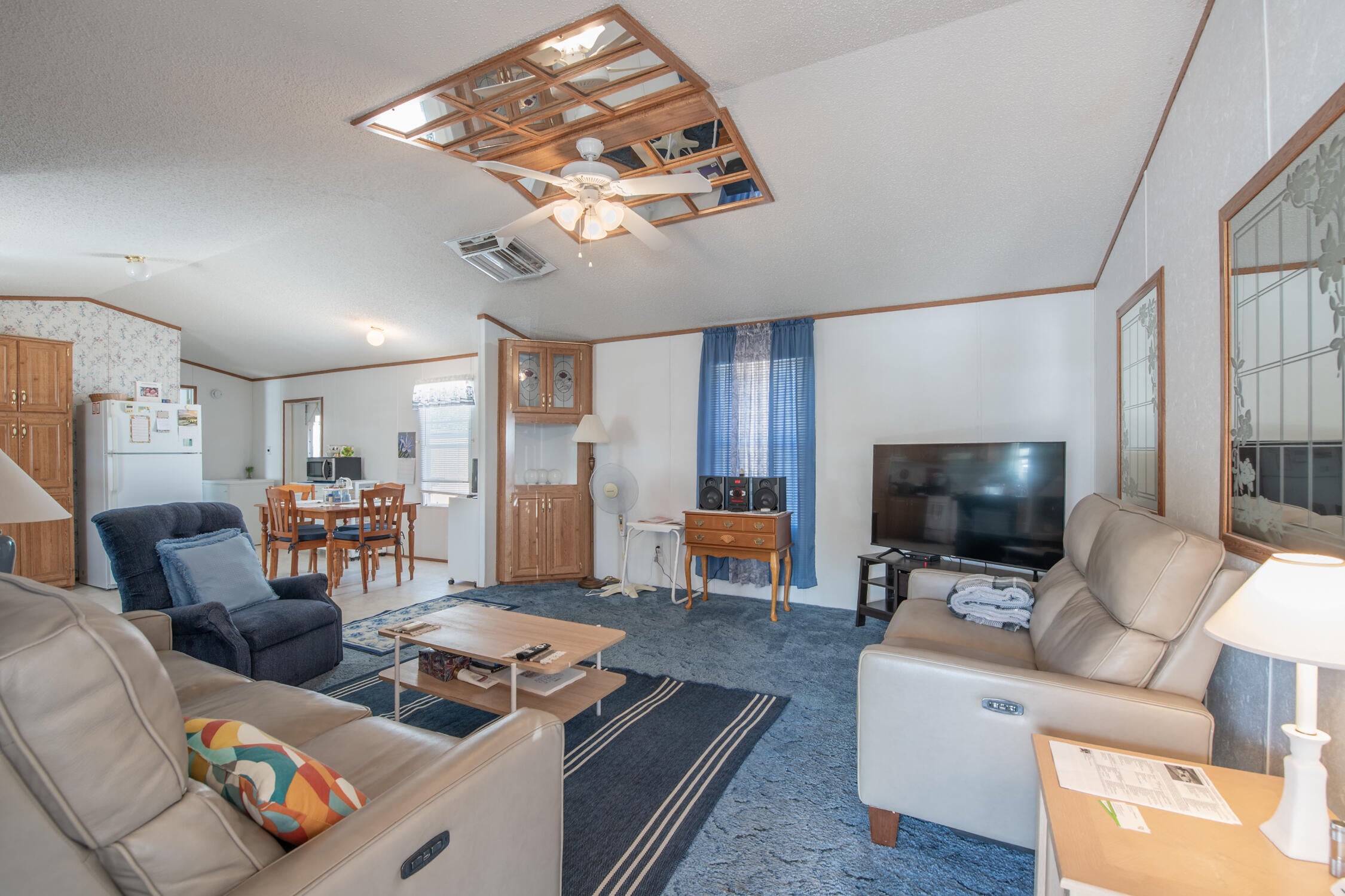 11100 Gibson Boulevard SE LX 369