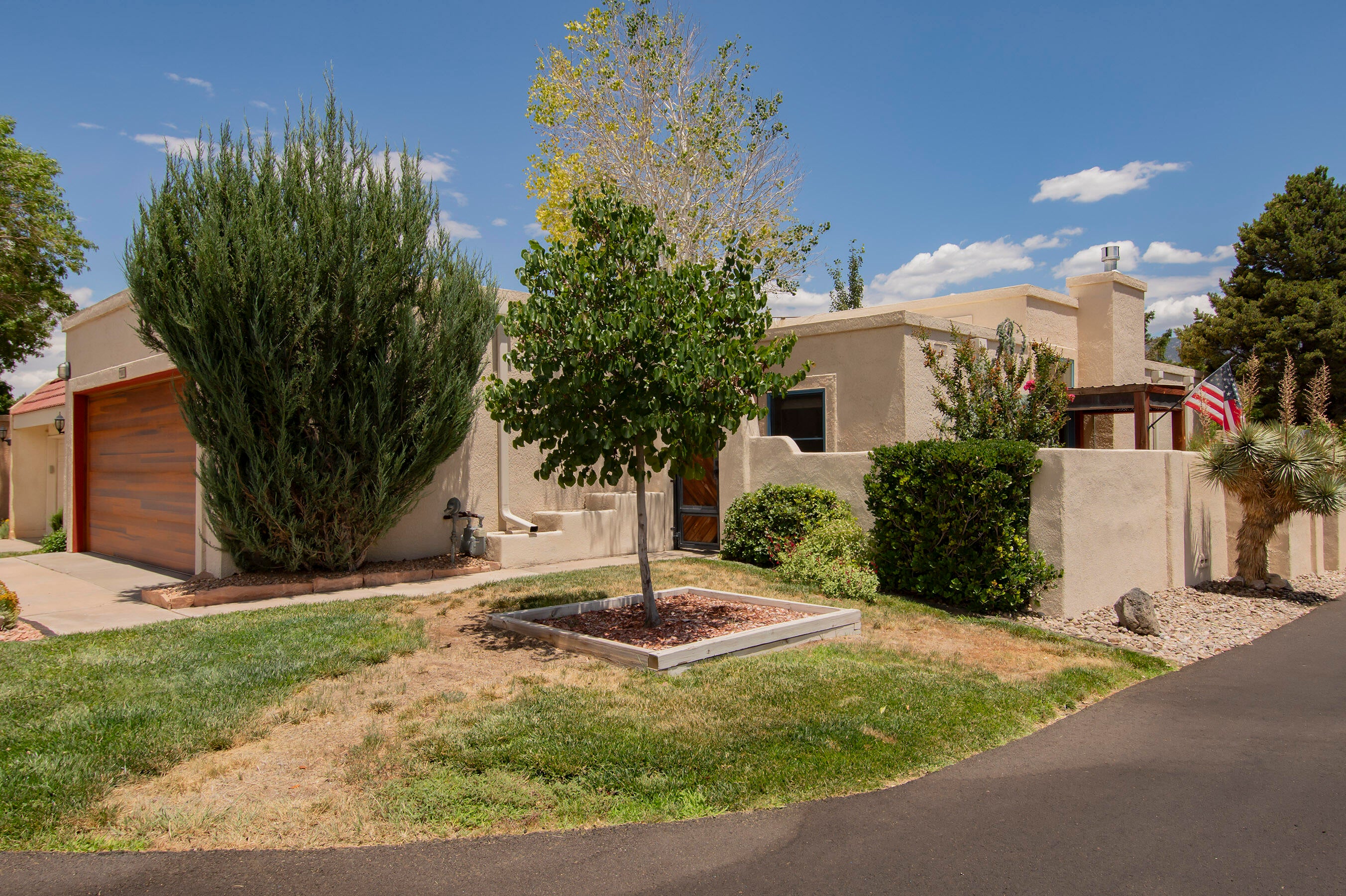13017 Nandina Way SE