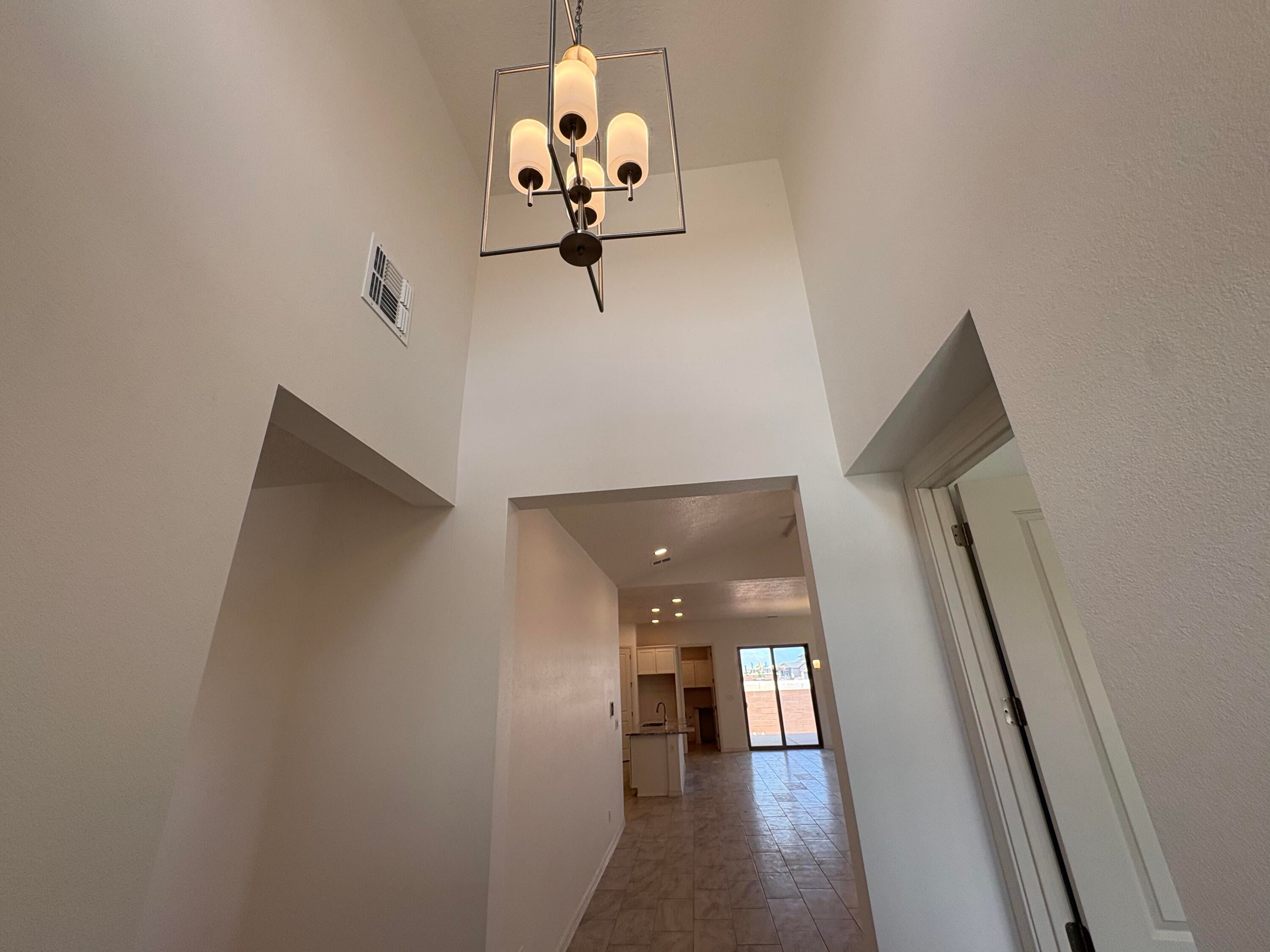 6037 Hardin Drive SE