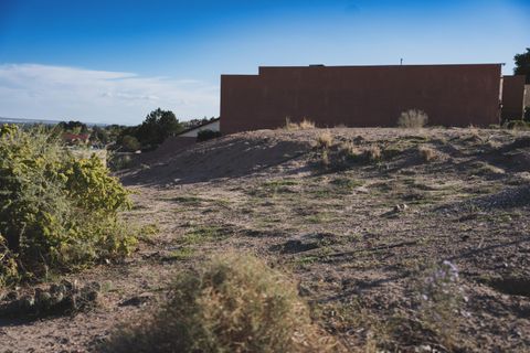 1748 Cliffside Drive NW, Albuquerque, NM 87105 - #: 1042463