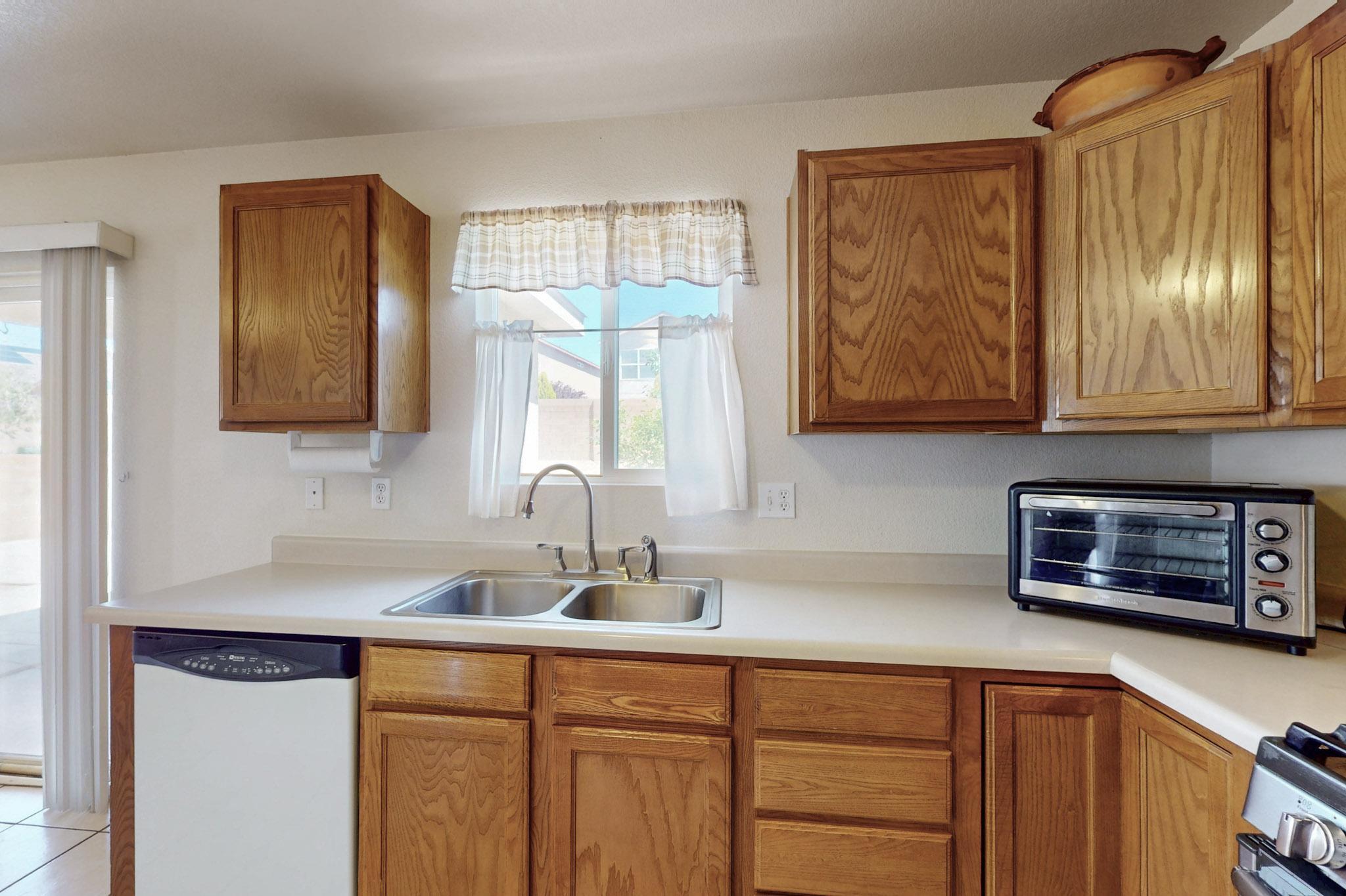525 Peaceful Meadows Drive, Rio Rancho, New Mexico image 16