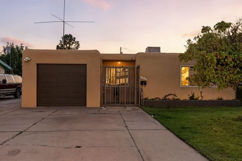 Photo of 634 GENE Avenue NW, Albuquerque, NM 87107 (MLS # 1092582)