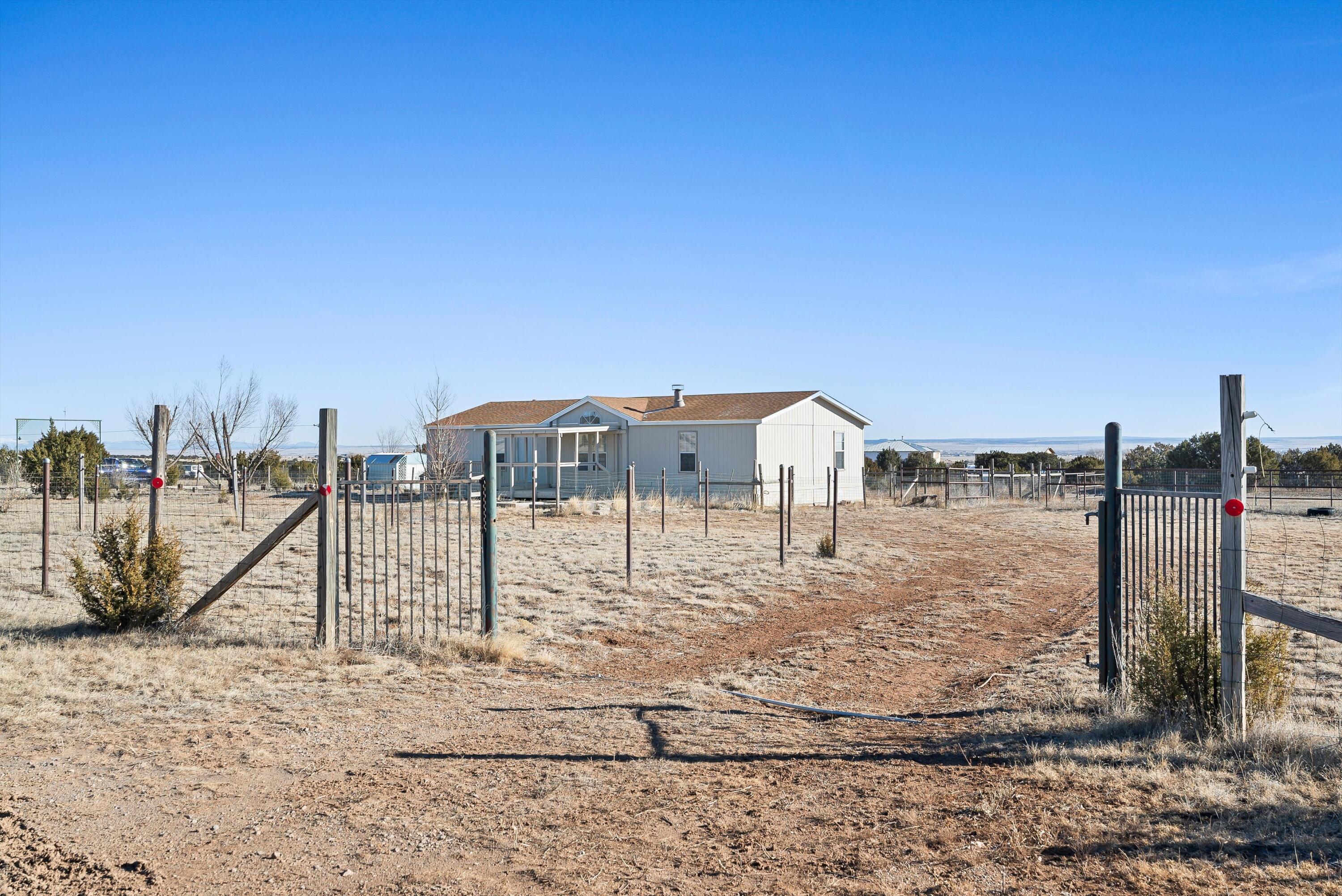 3 Brandy Court, Moriarty, New Mexico image 5