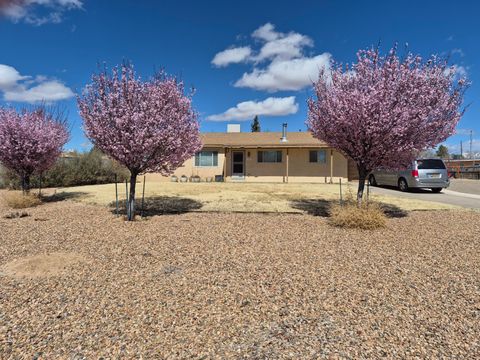 3601 33rd Circle SE Rio Rancho NM 87124