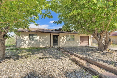 Photo of 607 Coulson Drive, Socorro, NM 87801 (MLS # 1113037)