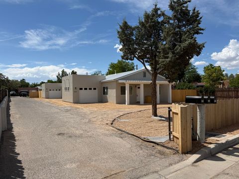 Homes For Sale - 3741 San Isidro Street<br/> Albuquerque, NM 87107