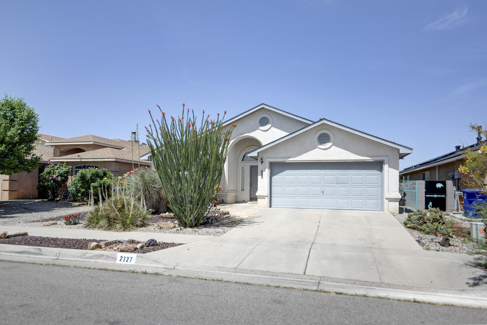 2327 Brackley Drive, Albuquerque, New Mexico image 2