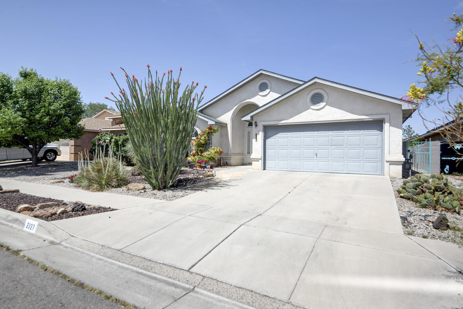 2327 Brackley Drive, Albuquerque, New Mexico image 4