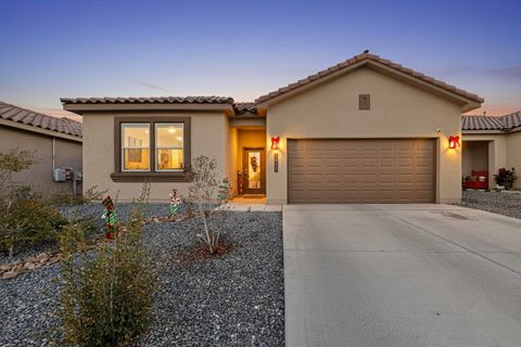 1933 Tesoro Loop NW Los Lunas NM 87031