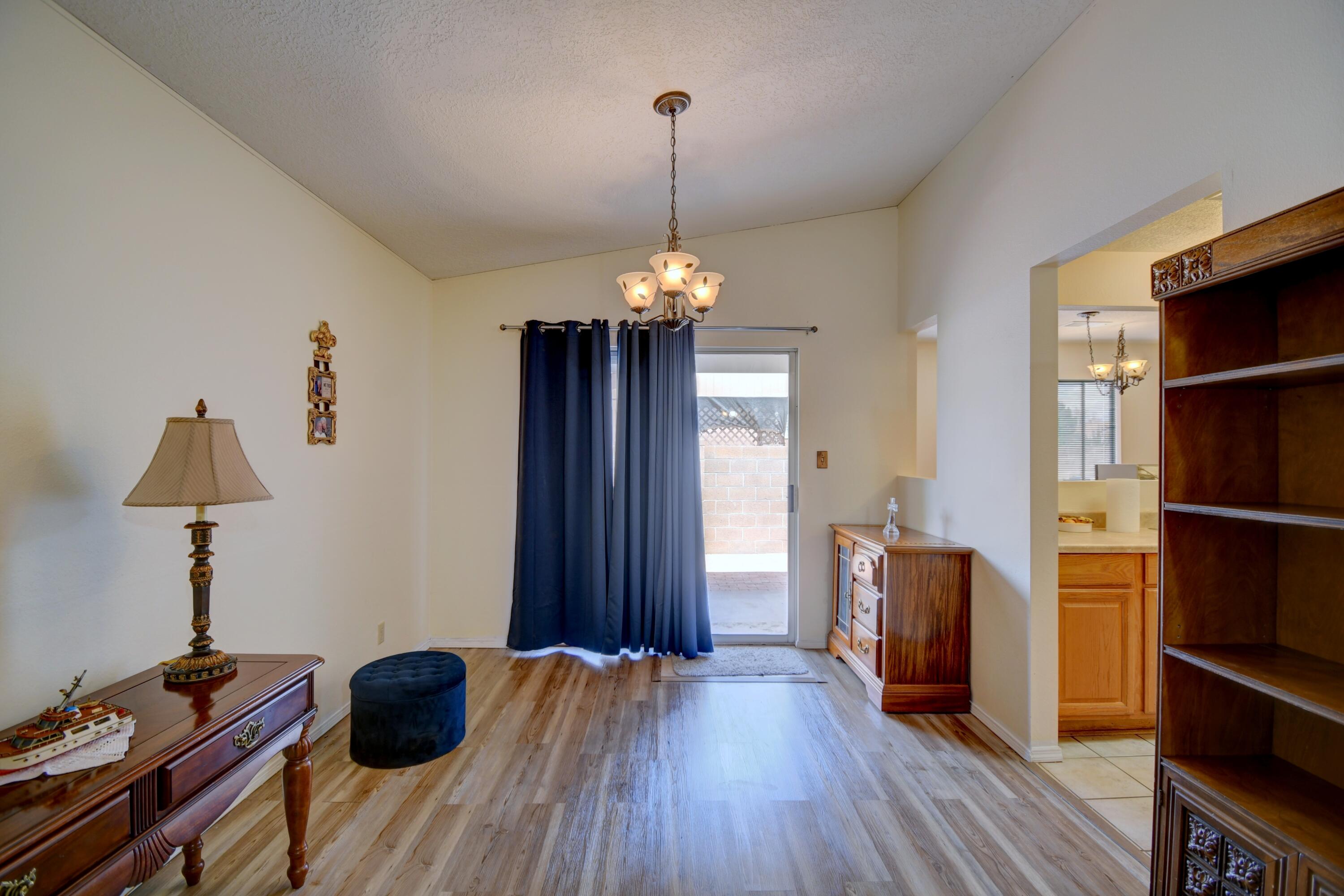 2575 Diamond Peak Drive, Rio Rancho, New Mexico image 6