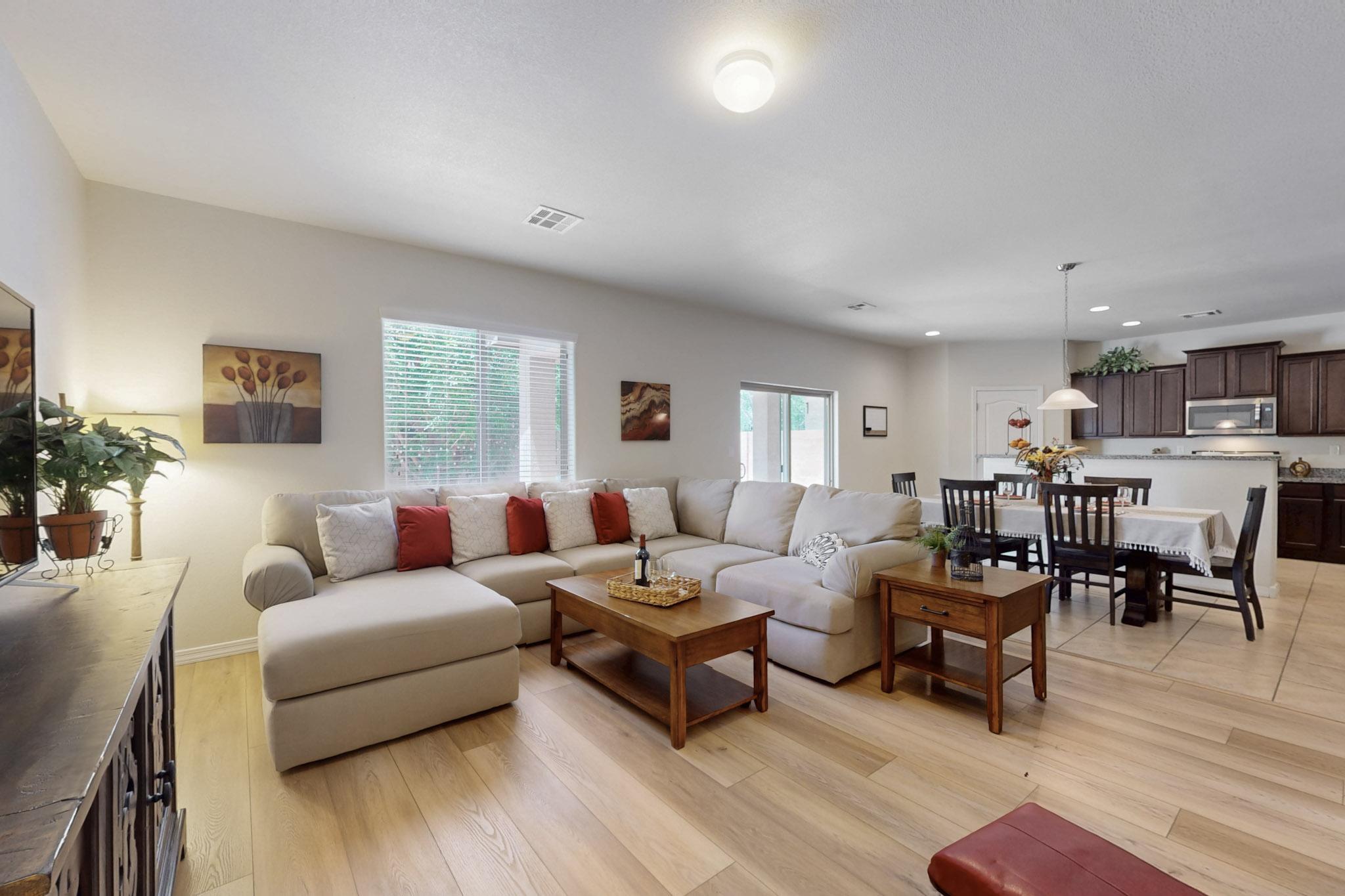 325 Manuel Sanchez Place, Albuquerque, New Mexico image 4