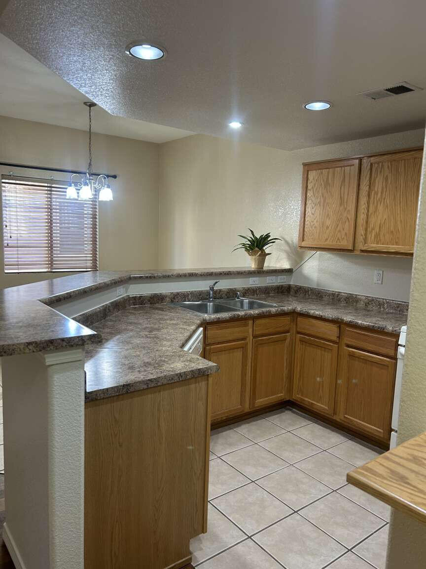 6800 Vista Del Norte Road NE 2615