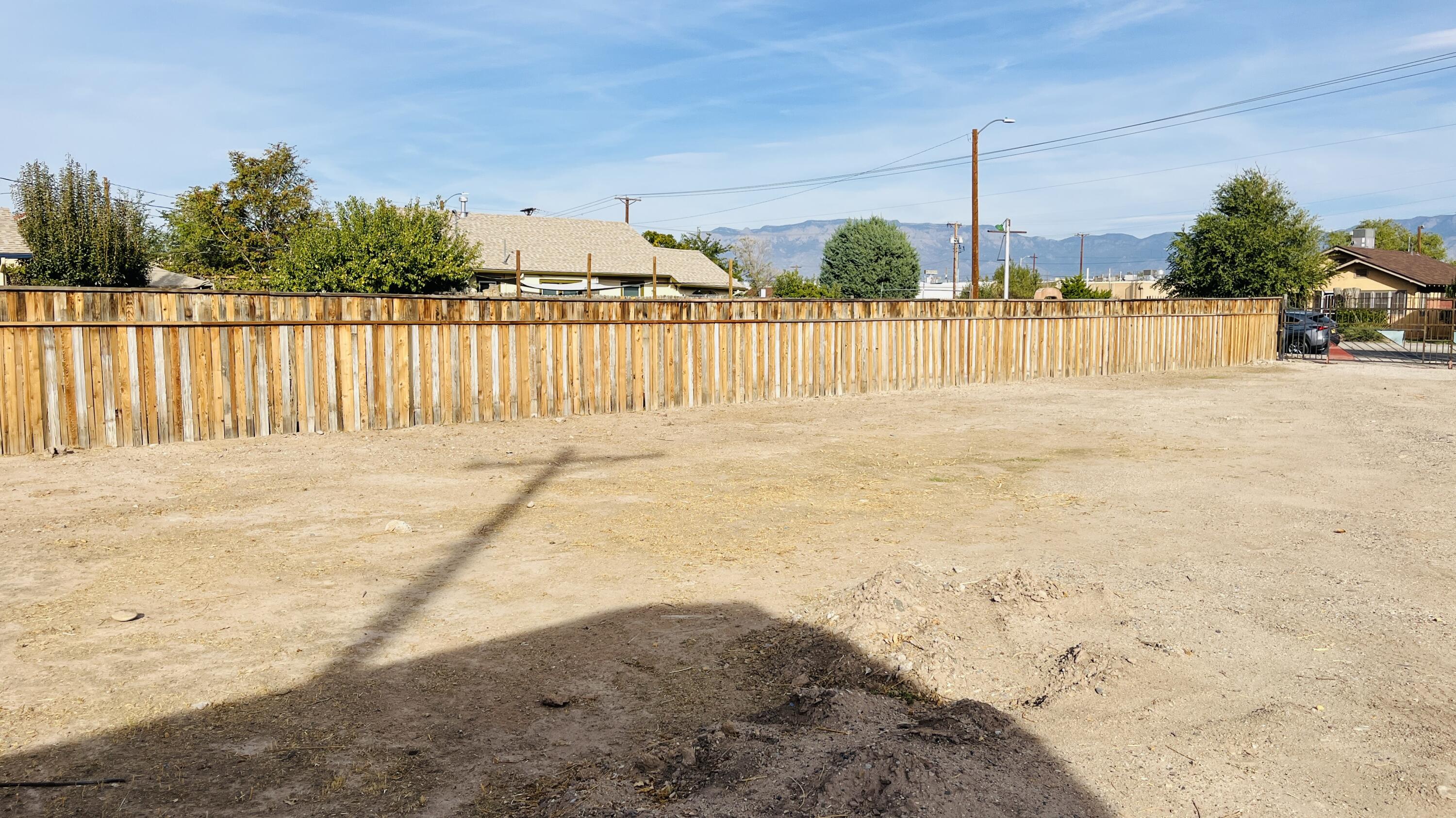 1405 5th Street, Albuquerque, New Mexico image 1