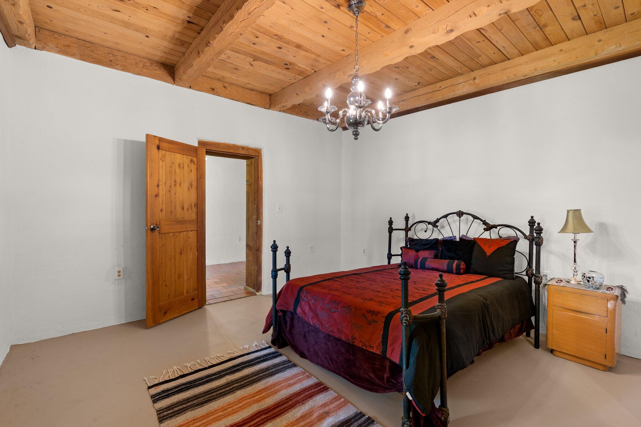 Photo 42 of 67 of 82 Edmundo Road house