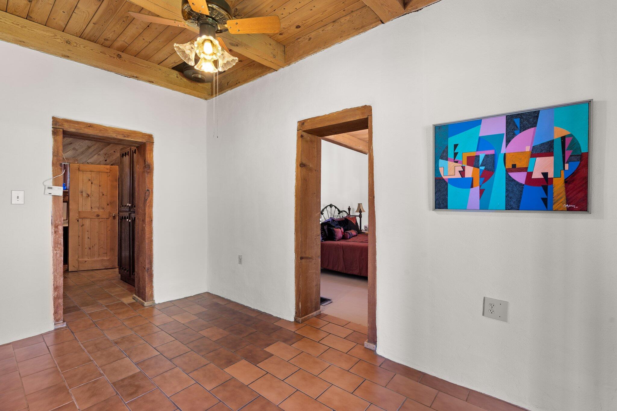 Photo 38 of 67 of 82 Edmundo Road house