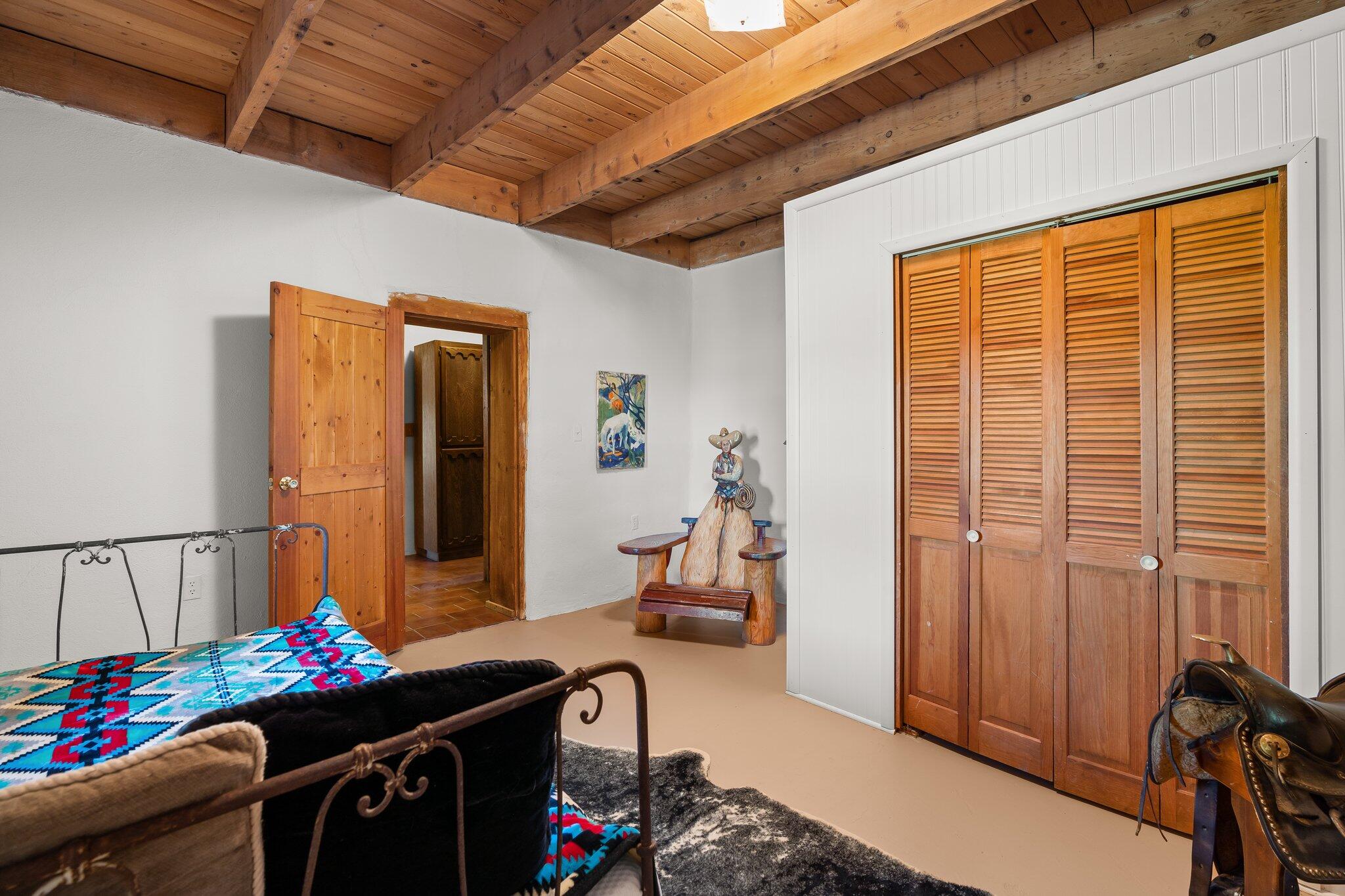 Photo 34 of 67 of 82 Edmundo Road house