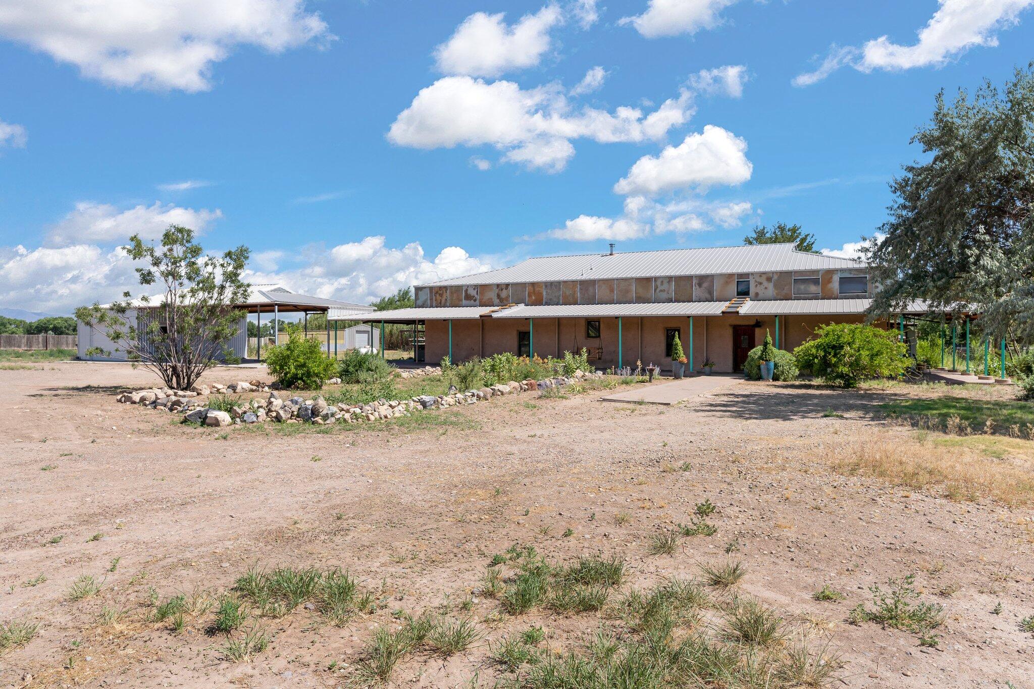 Photo 3 of 67 of 82 Edmundo Road house