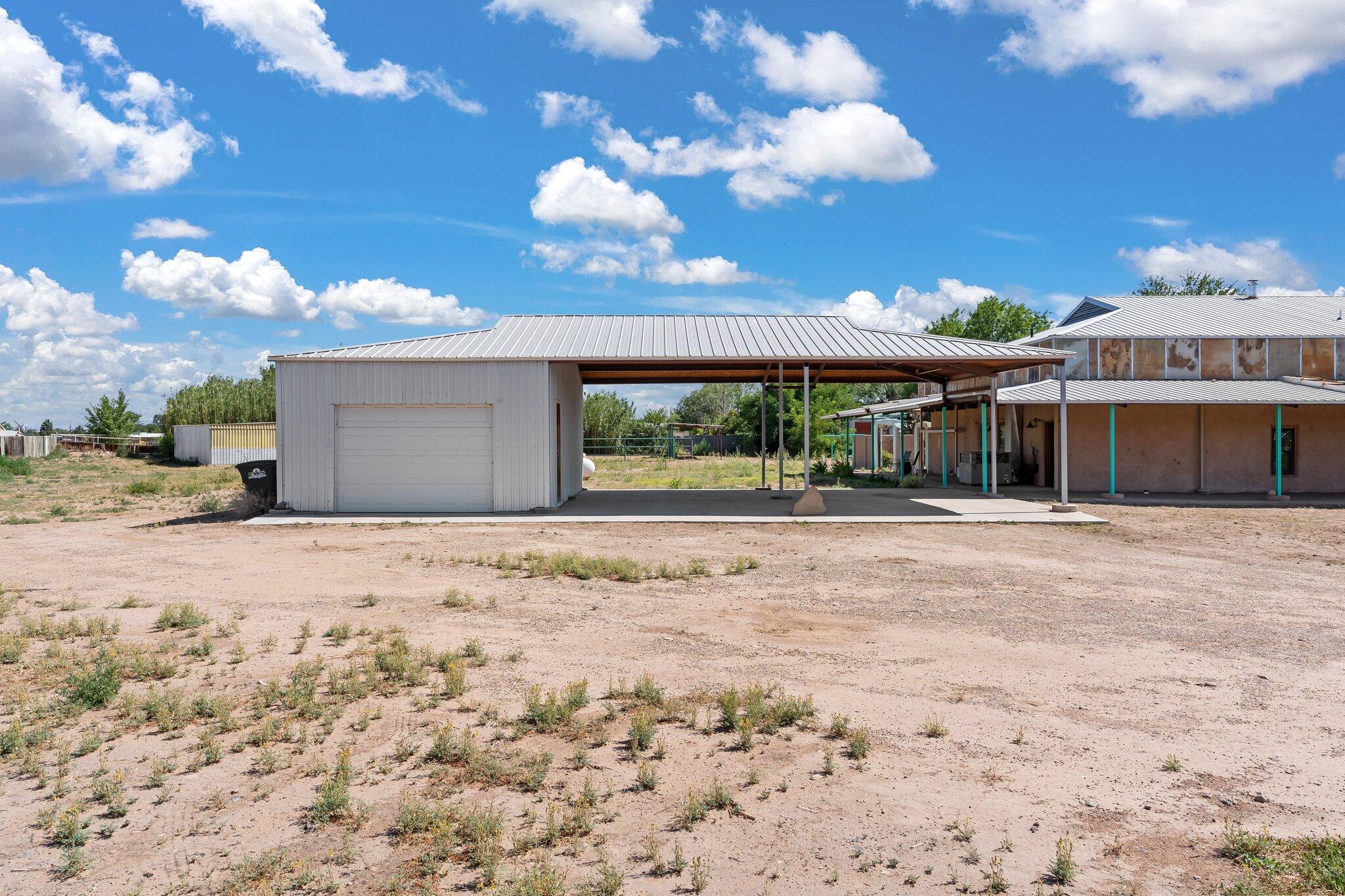 Photo 50 of 67 of 82 Edmundo Road house