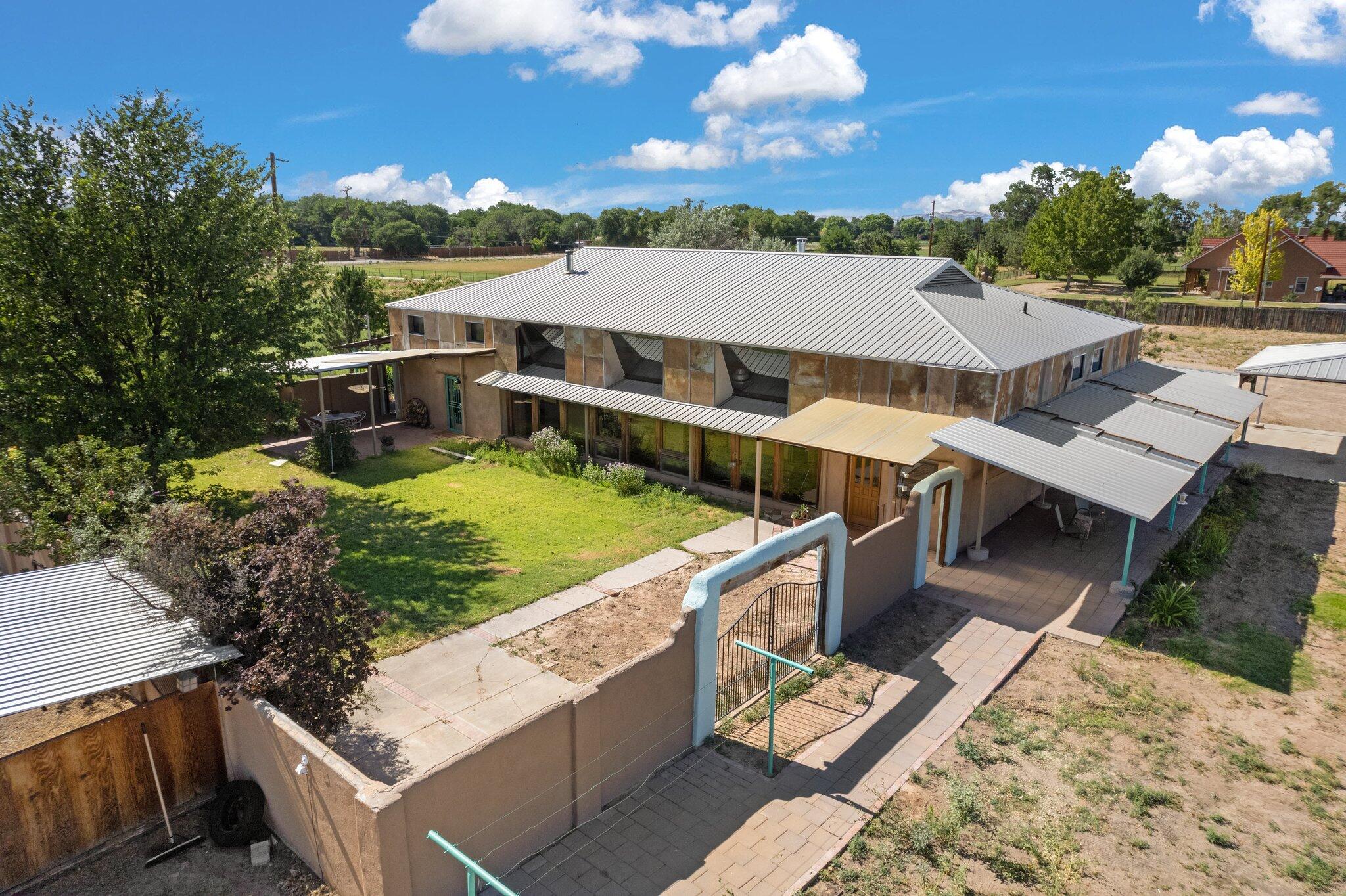Photo 64 of 67 of 82 Edmundo Road house