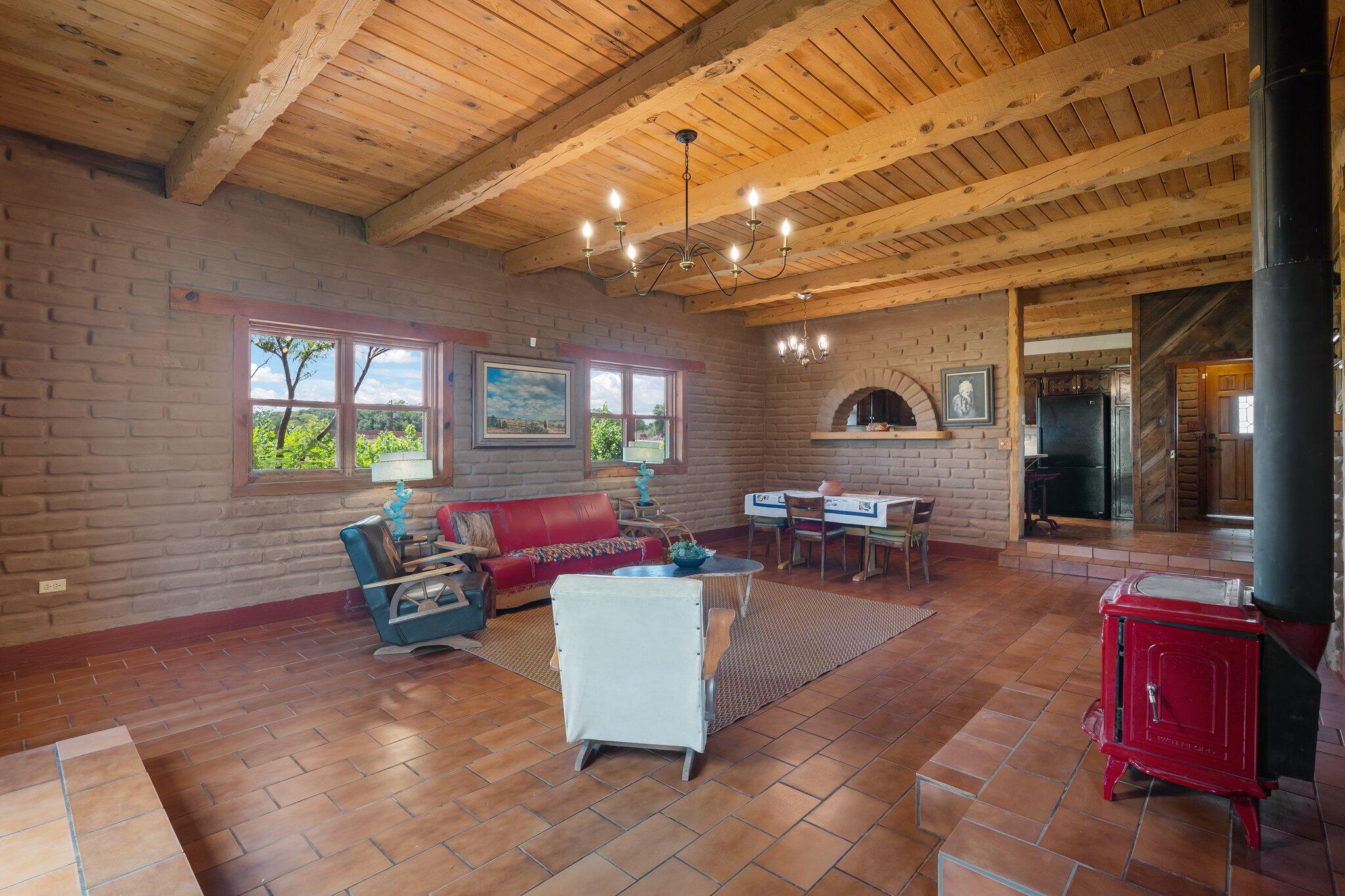 Photo 17 of 67 of 82 Edmundo Road house