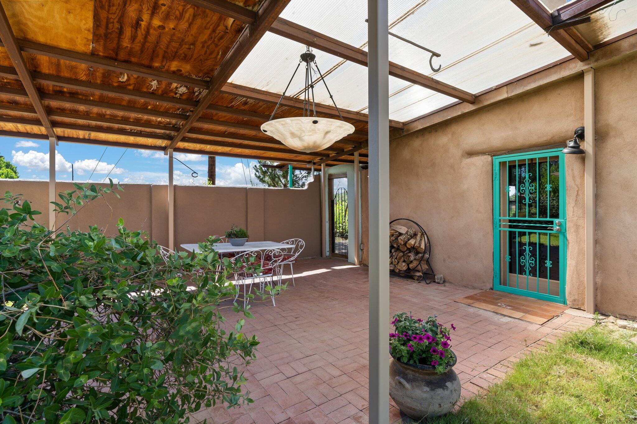 Photo 54 of 67 of 82 Edmundo Road house