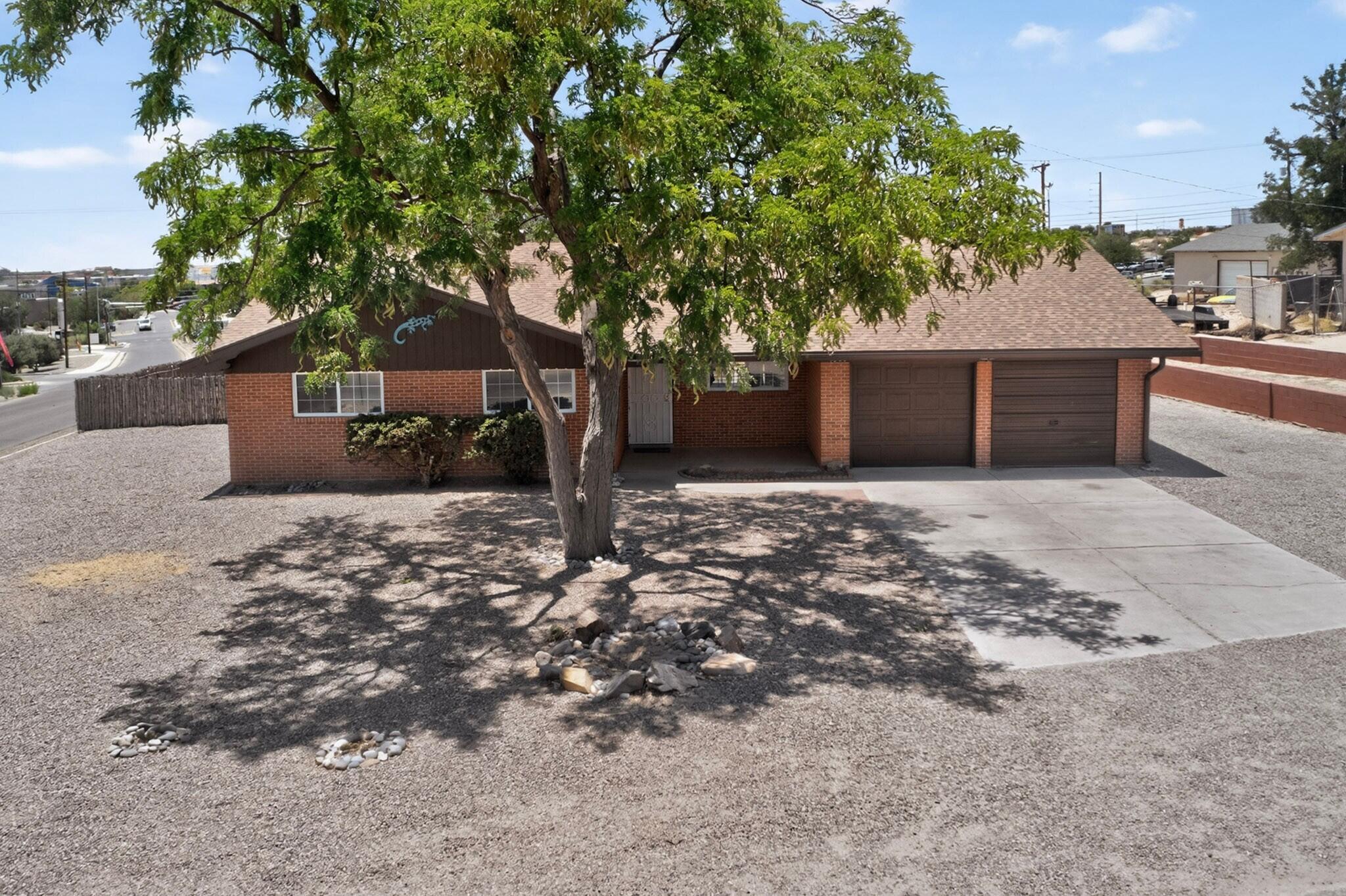 1200 Cielo Vista Del Sur