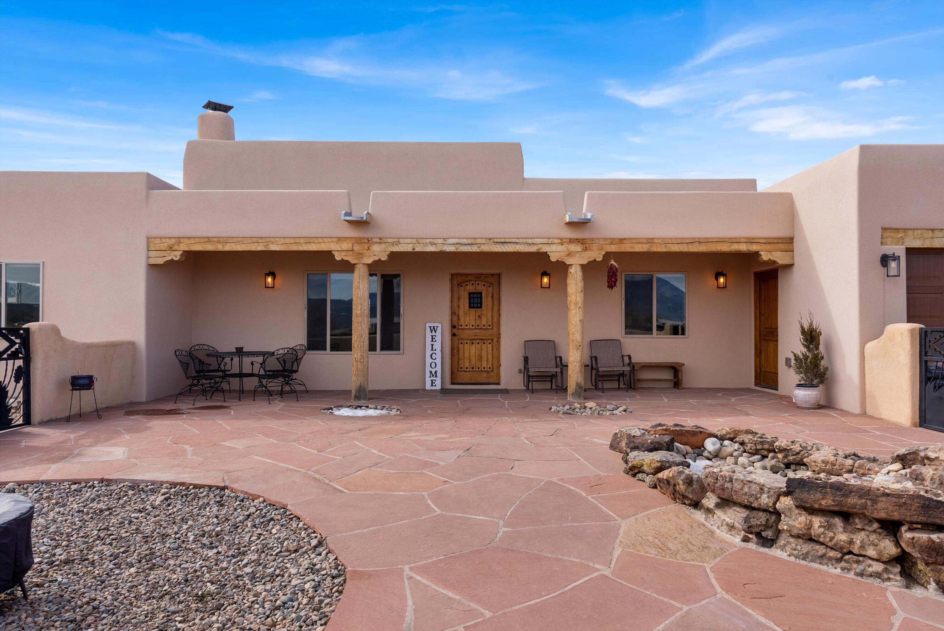 27 Medina Lane, Taos, New Mexico image 1