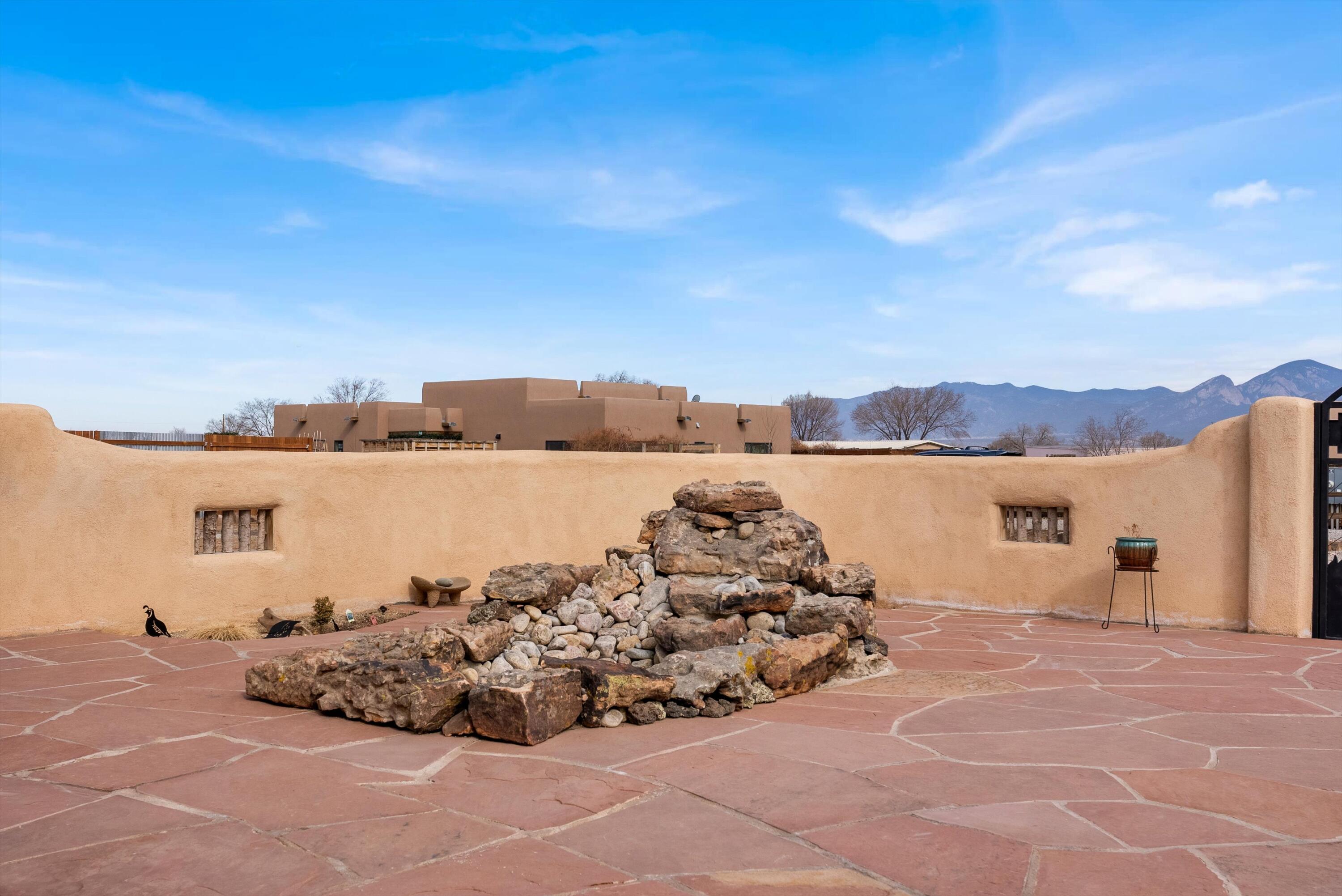 27 Medina Lane, Taos, New Mexico image 35