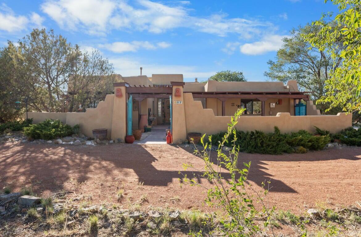 17 Tierra Del Sol Road, Edgewood, New Mexico image 1