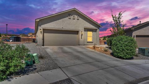 Photo of 10687 Valedon Lane SW, Albuquerque, NM 87121 (MLS # 1101268)