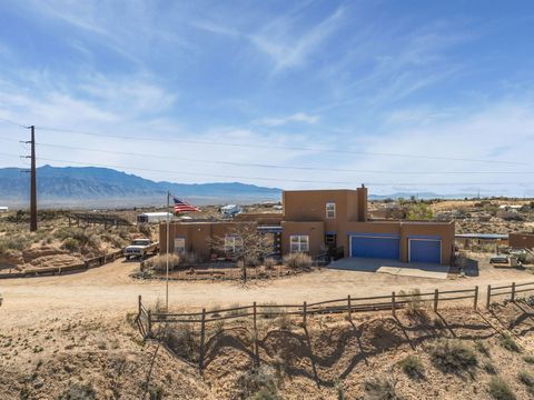 Homes For Sale - 1460 Nez Perce Loop<br/> Sandoval County, Rio Rancho, NM 87144