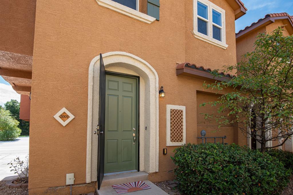 601 Menaul Boulevard NE UNIT 2001