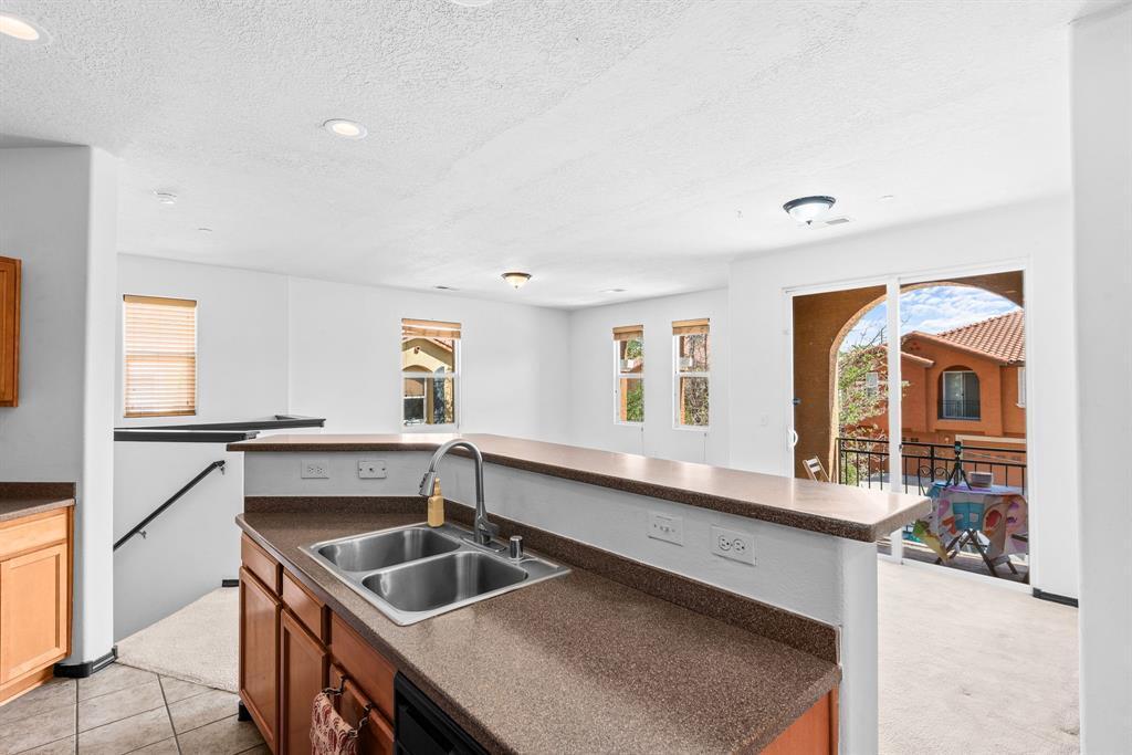 601 Menaul Boulevard NE UNIT 2001